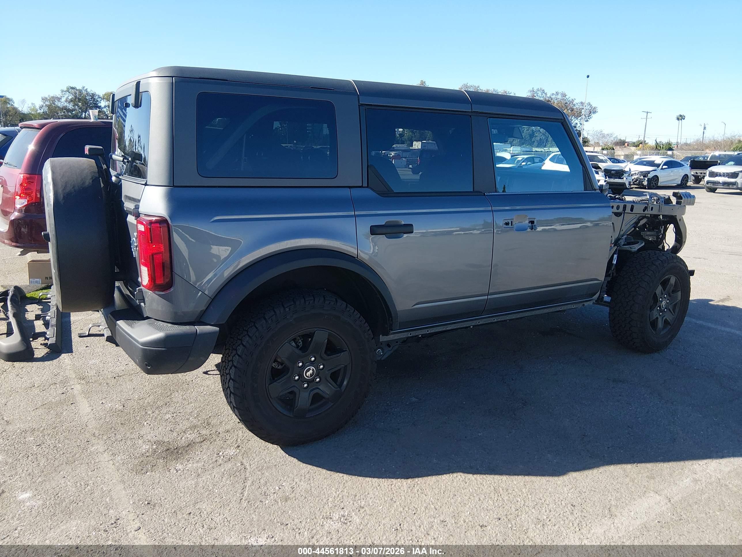 FORD BRONCO image 4