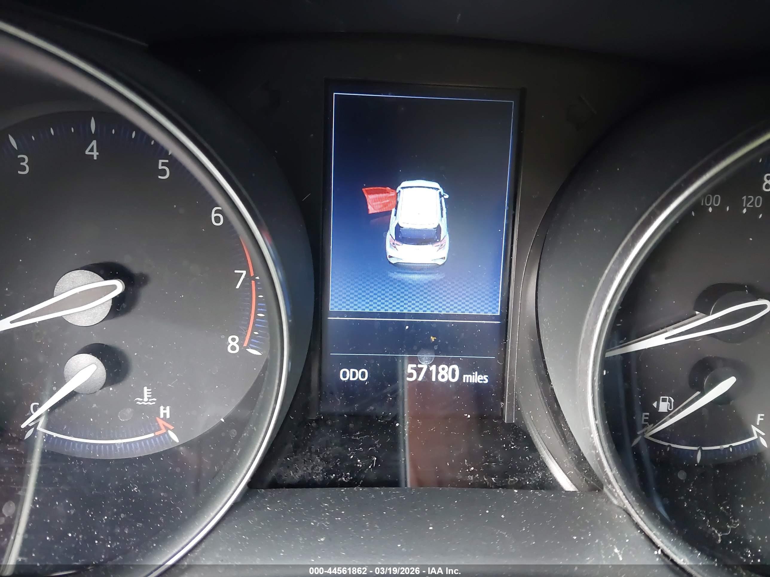 TOYOTA C-HR image 7