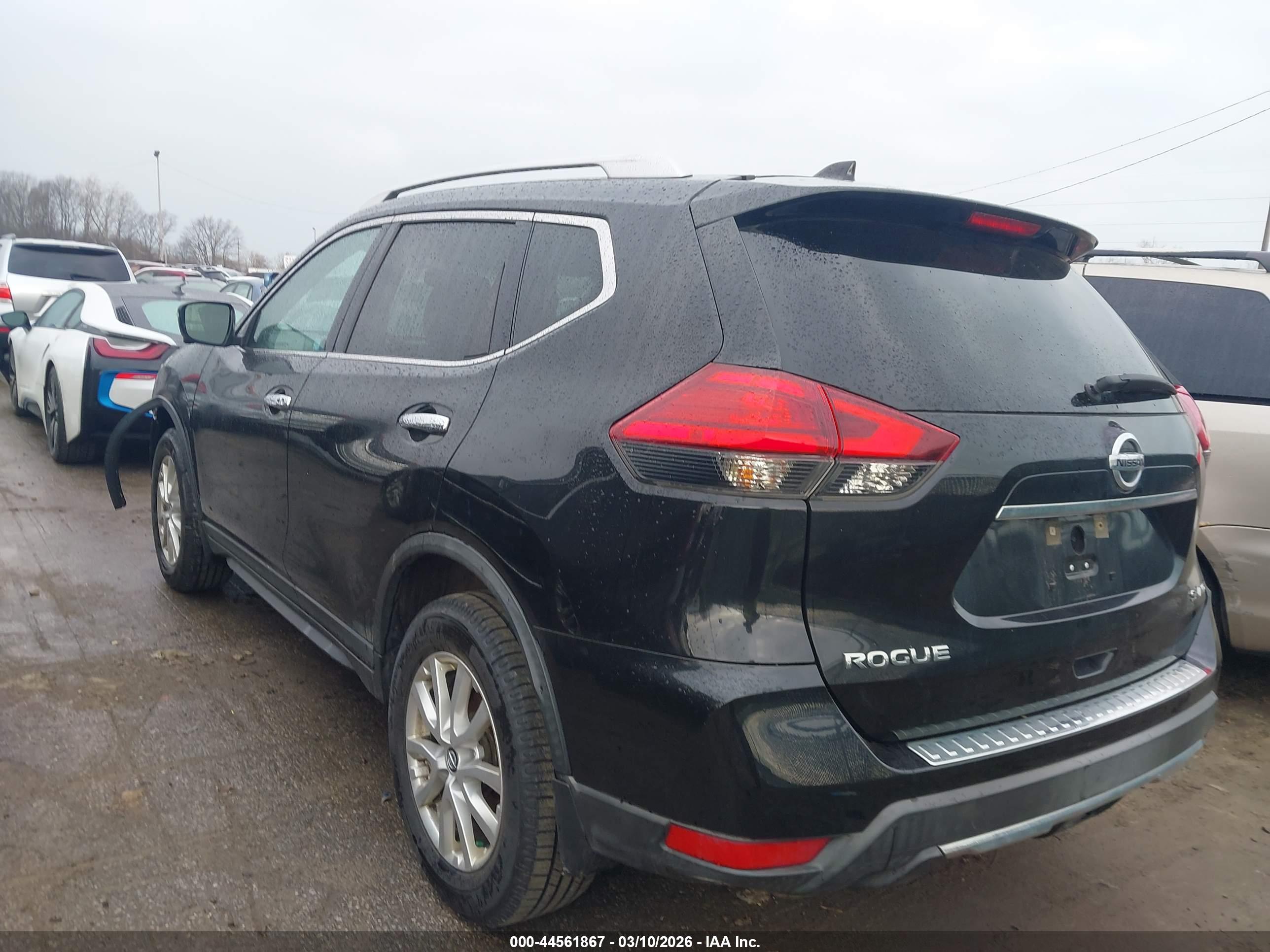 NISSAN ROGUE image 3