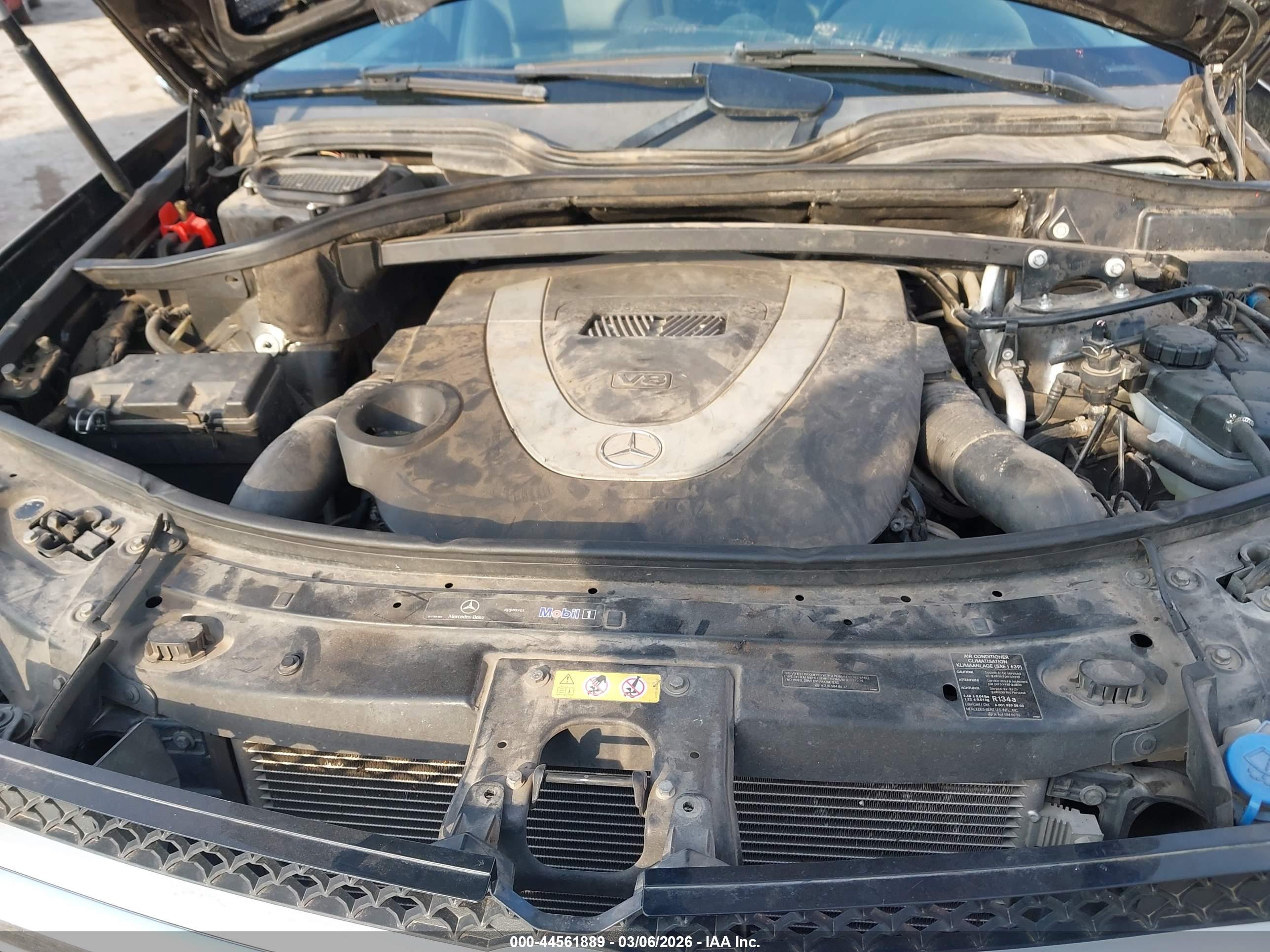 MERCEDES-BENZ GL image 10