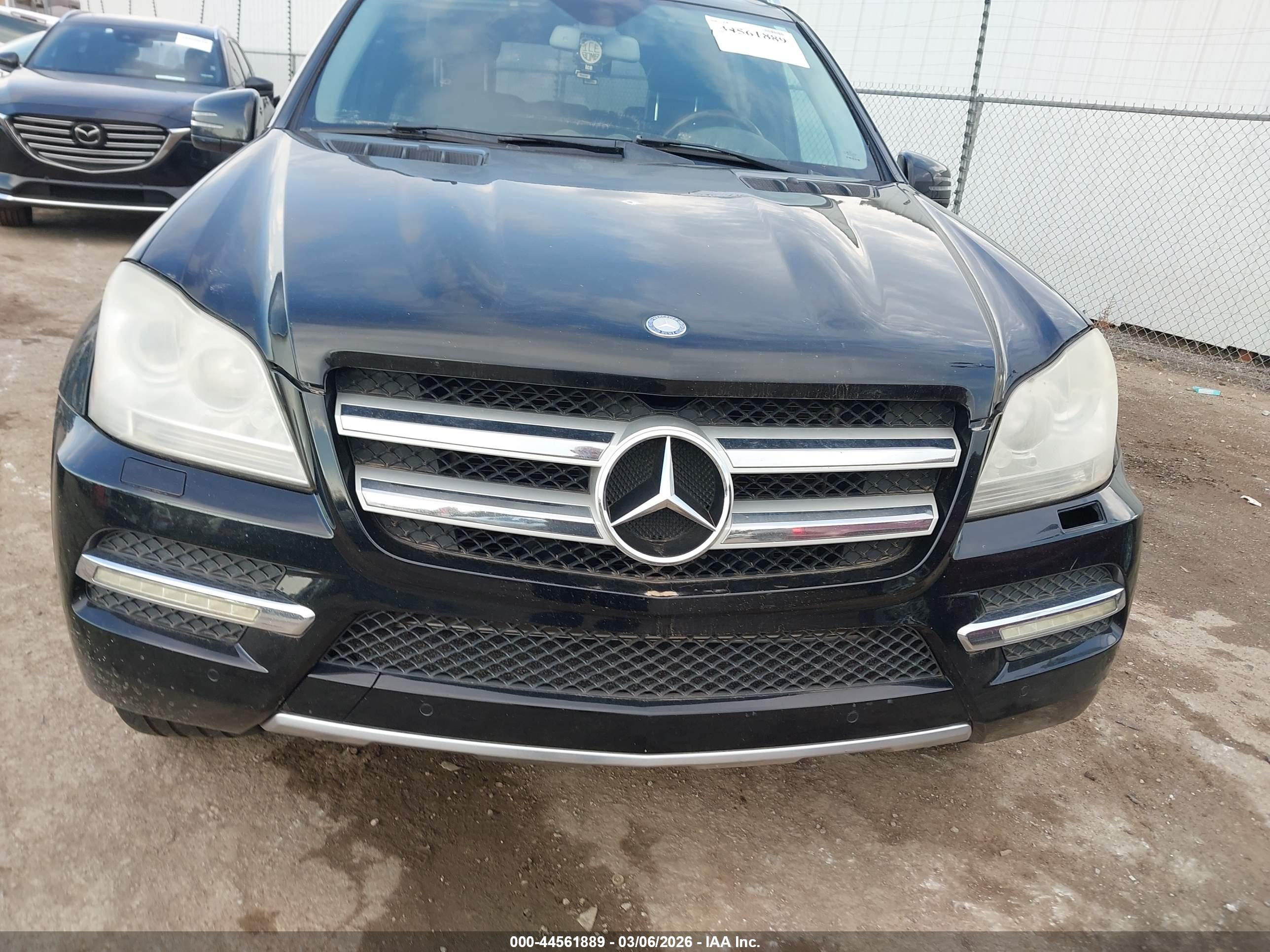 MERCEDES-BENZ GL image 6