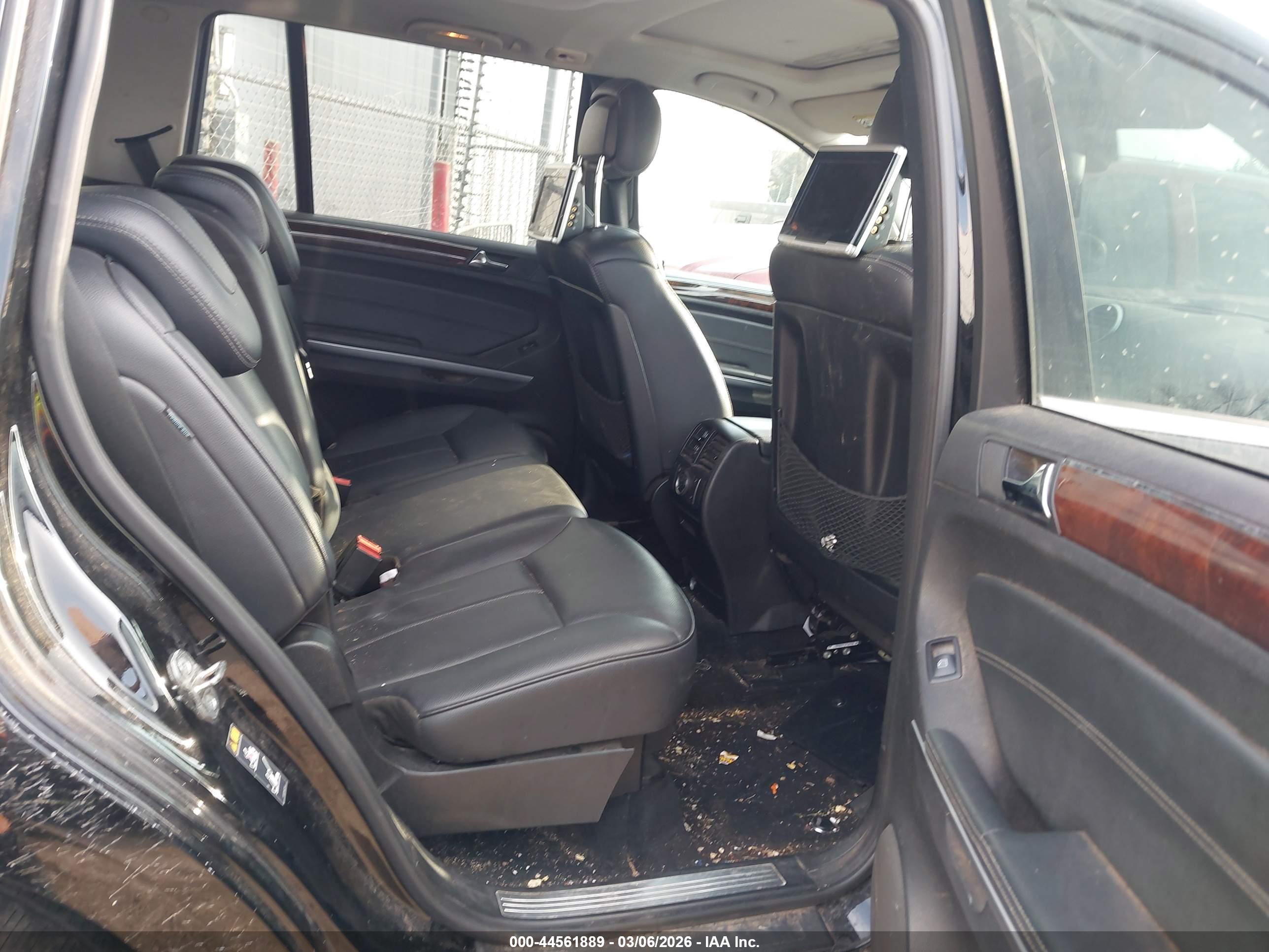 MERCEDES-BENZ GL image 8