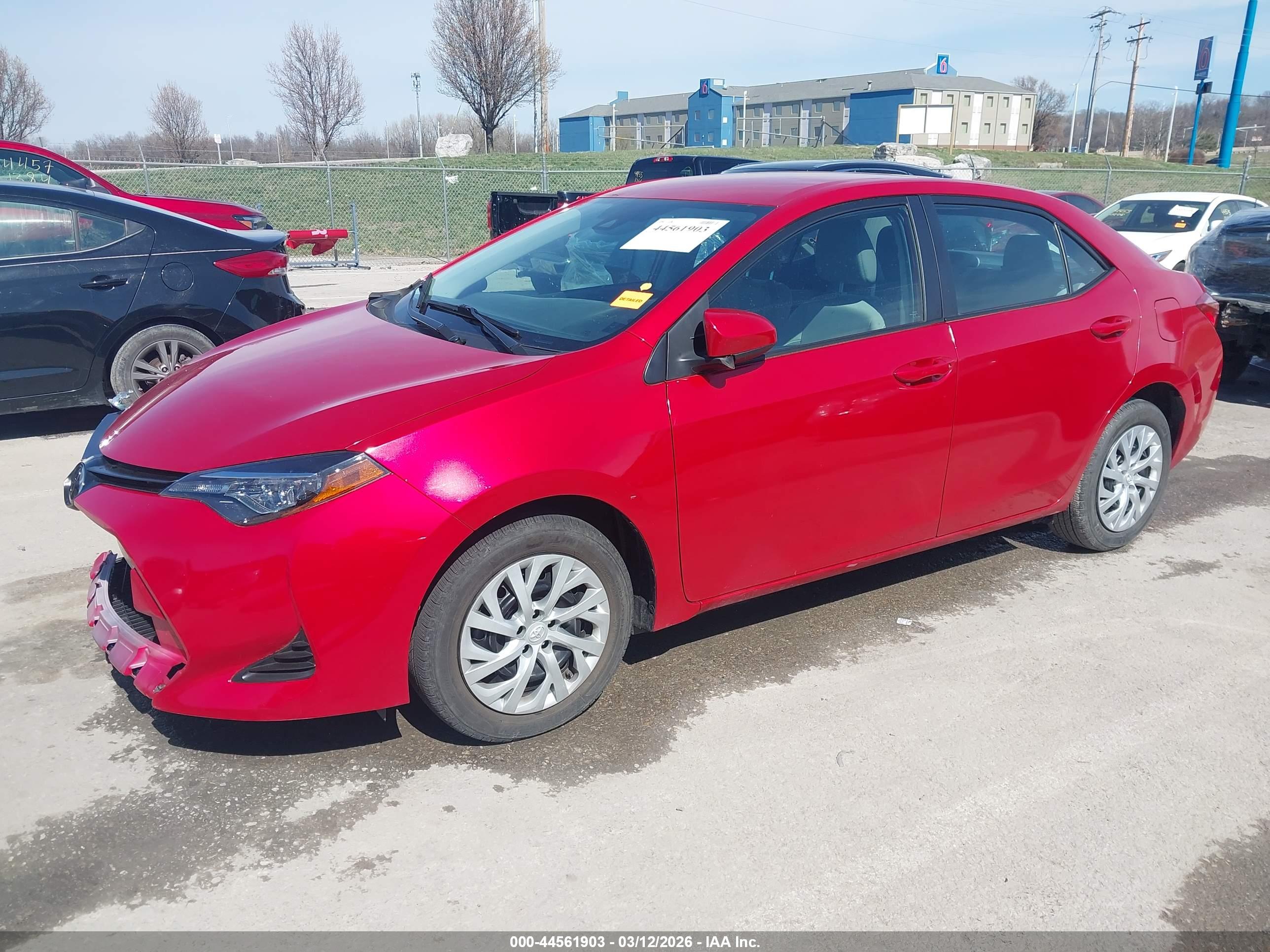 TOYOTA COROLLA image 2