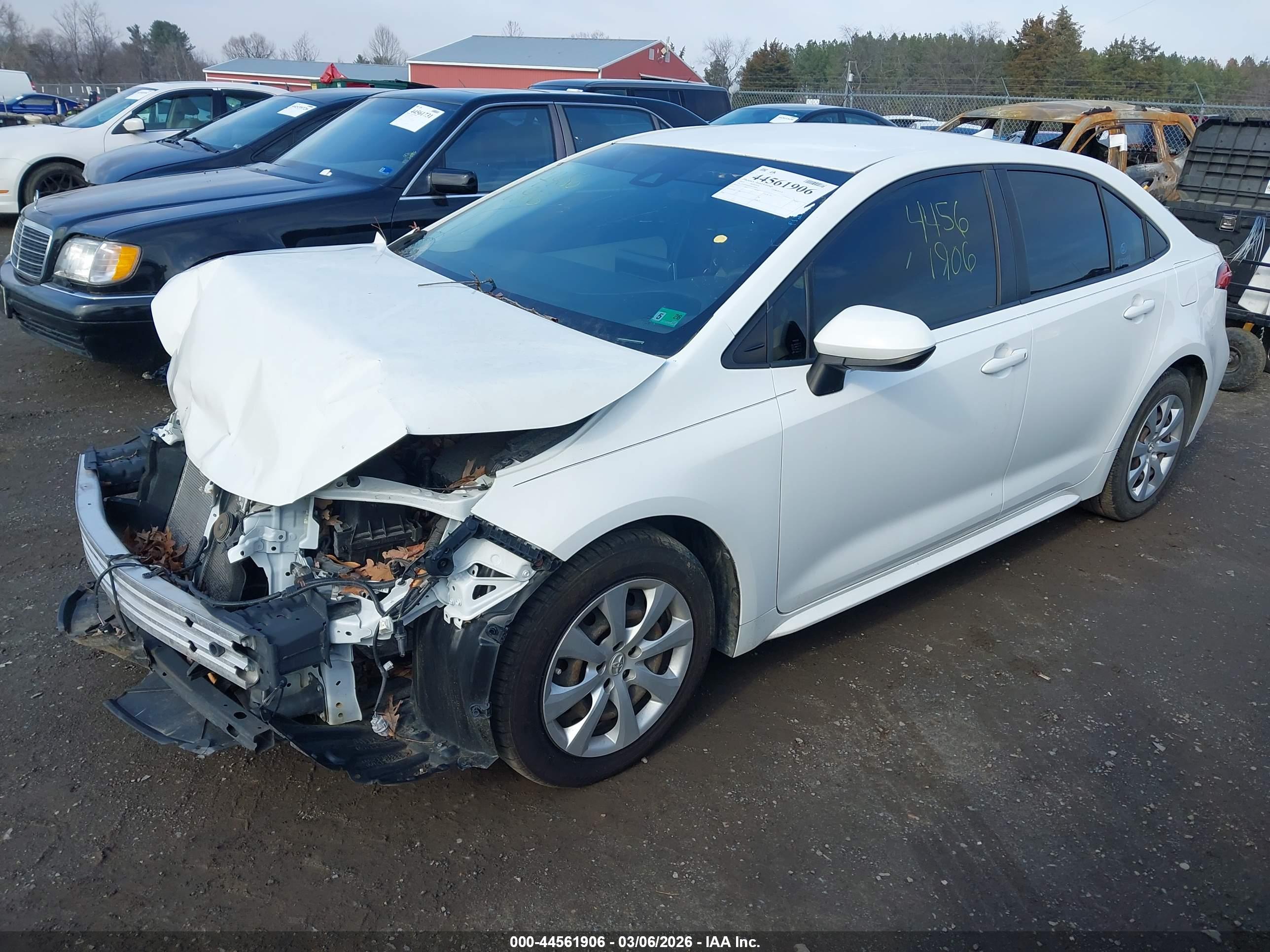 TOYOTA COROLLA image 2