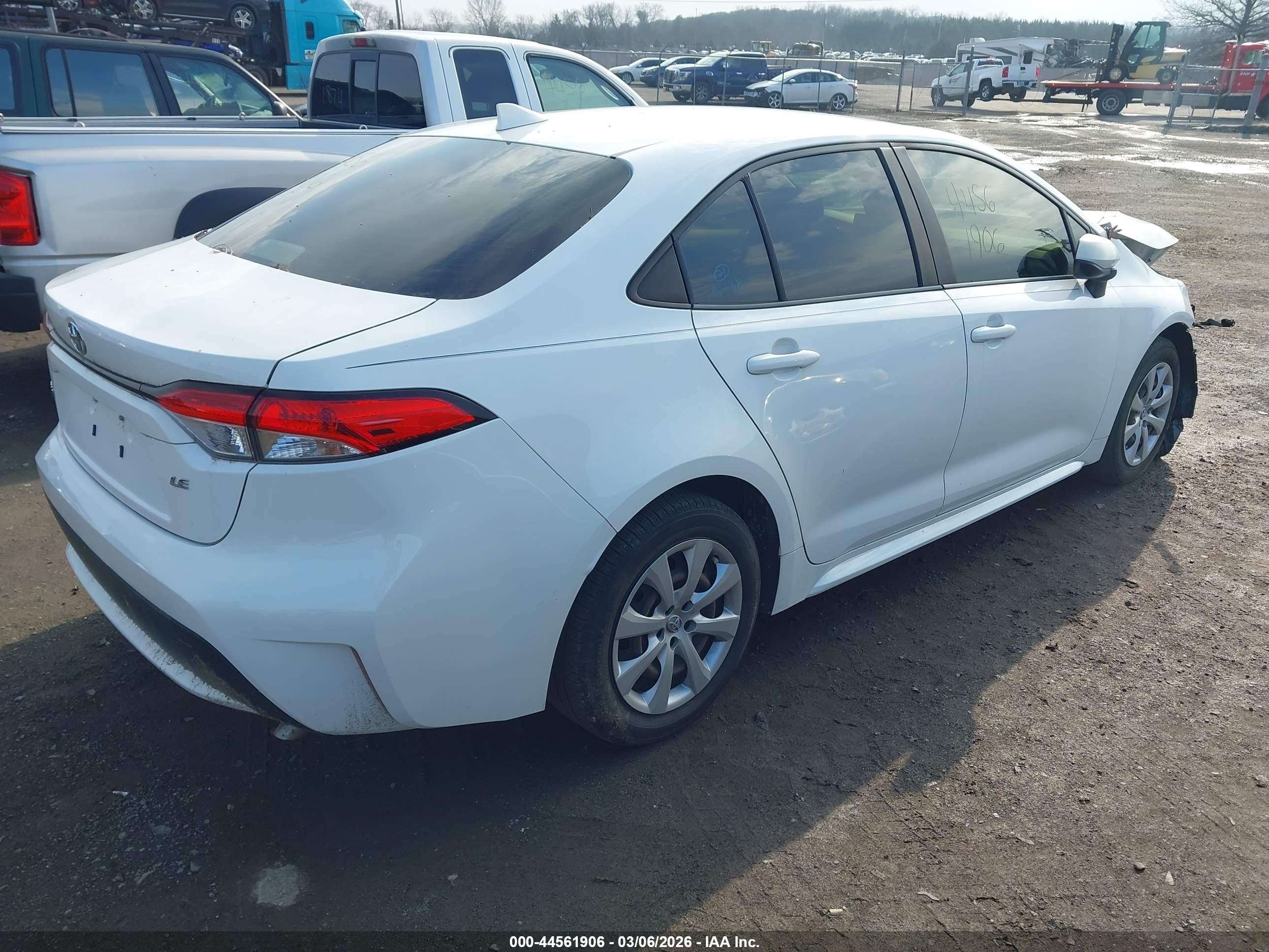TOYOTA COROLLA image 4