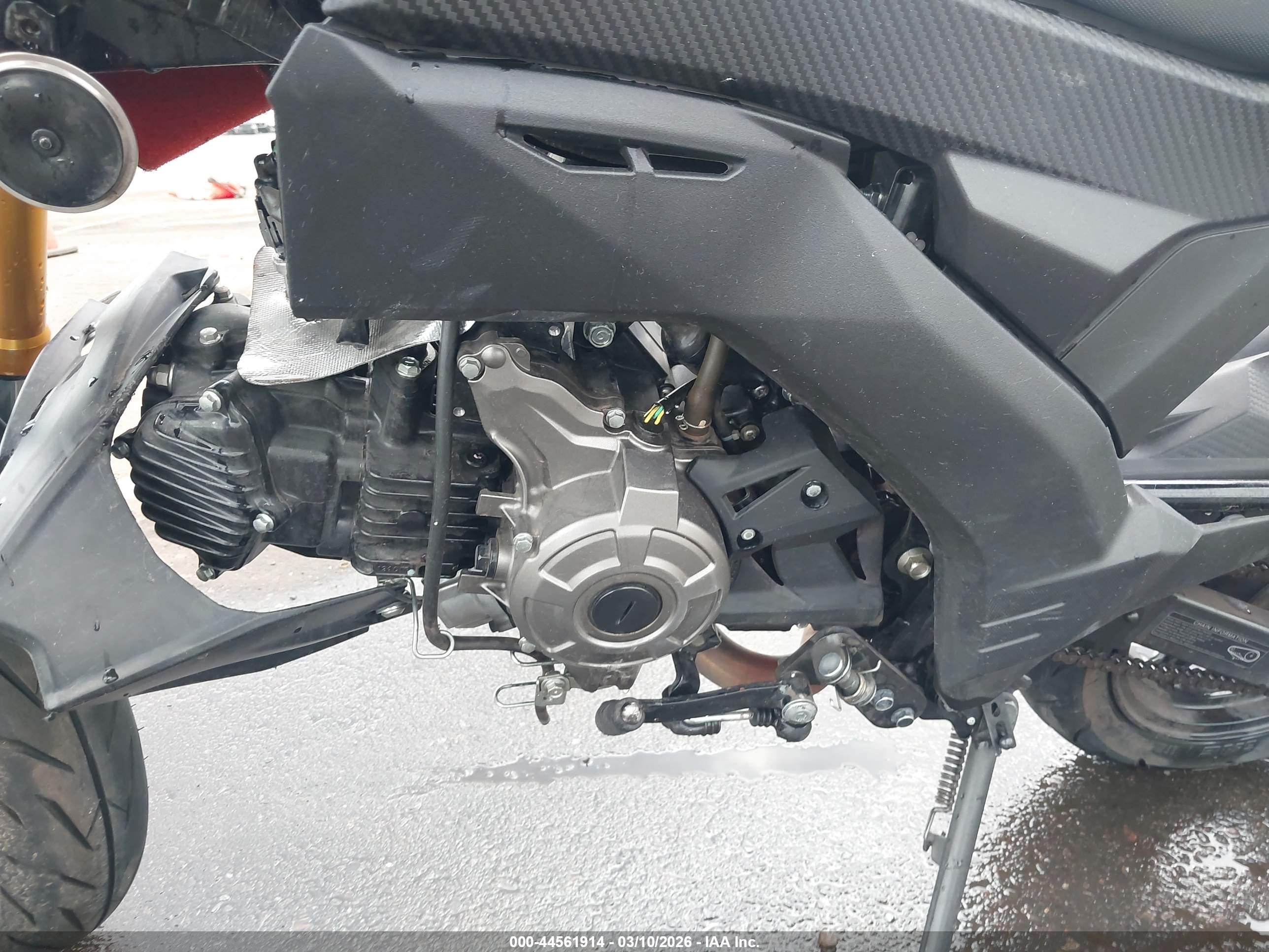 KAWASAKI BR125 image 9