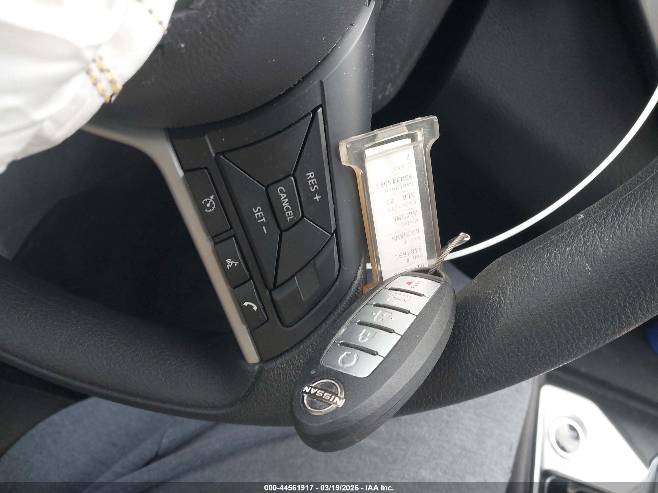 NISSAN ALTIMA image 11