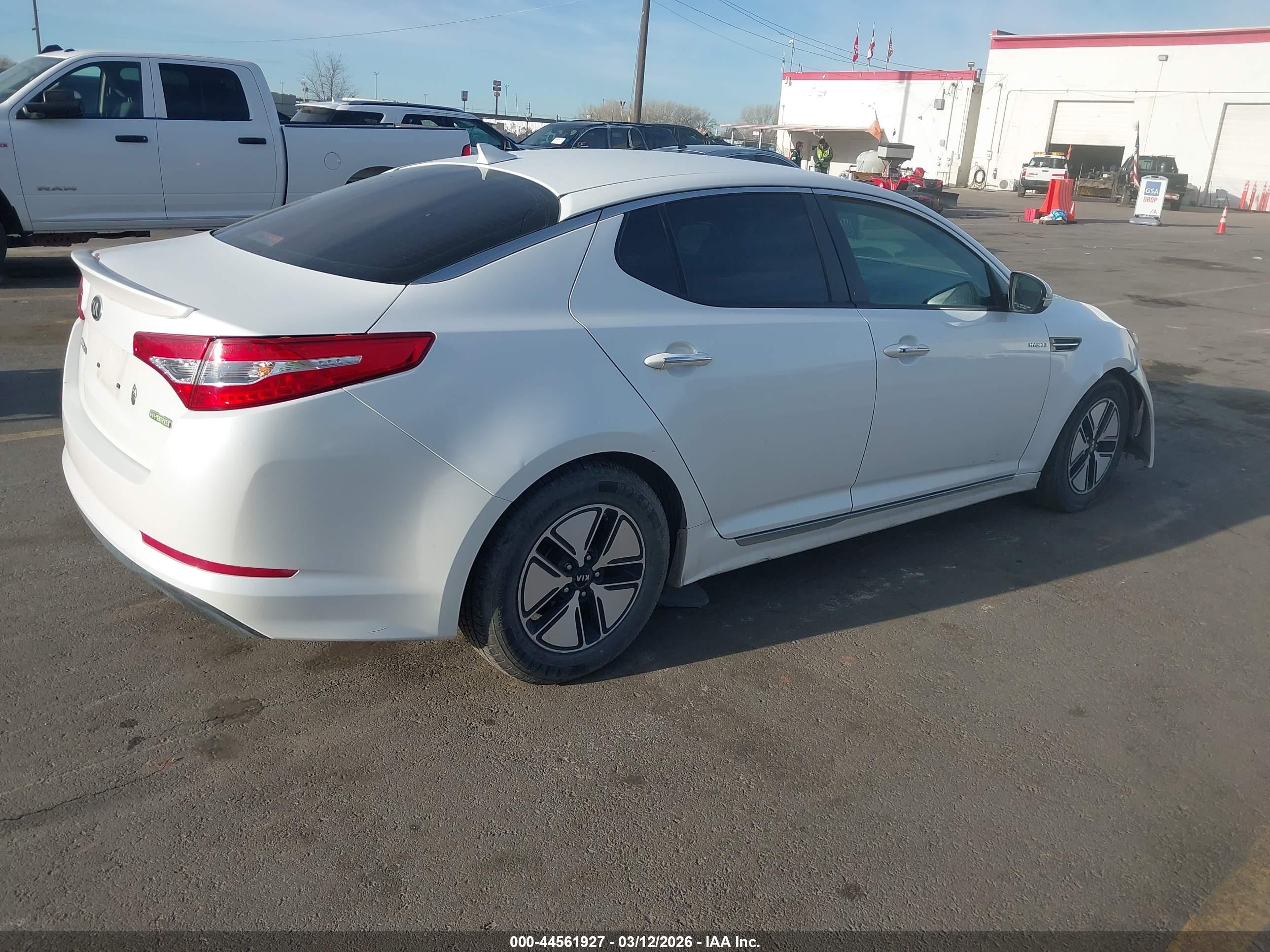 KIA OPTIMA image 4