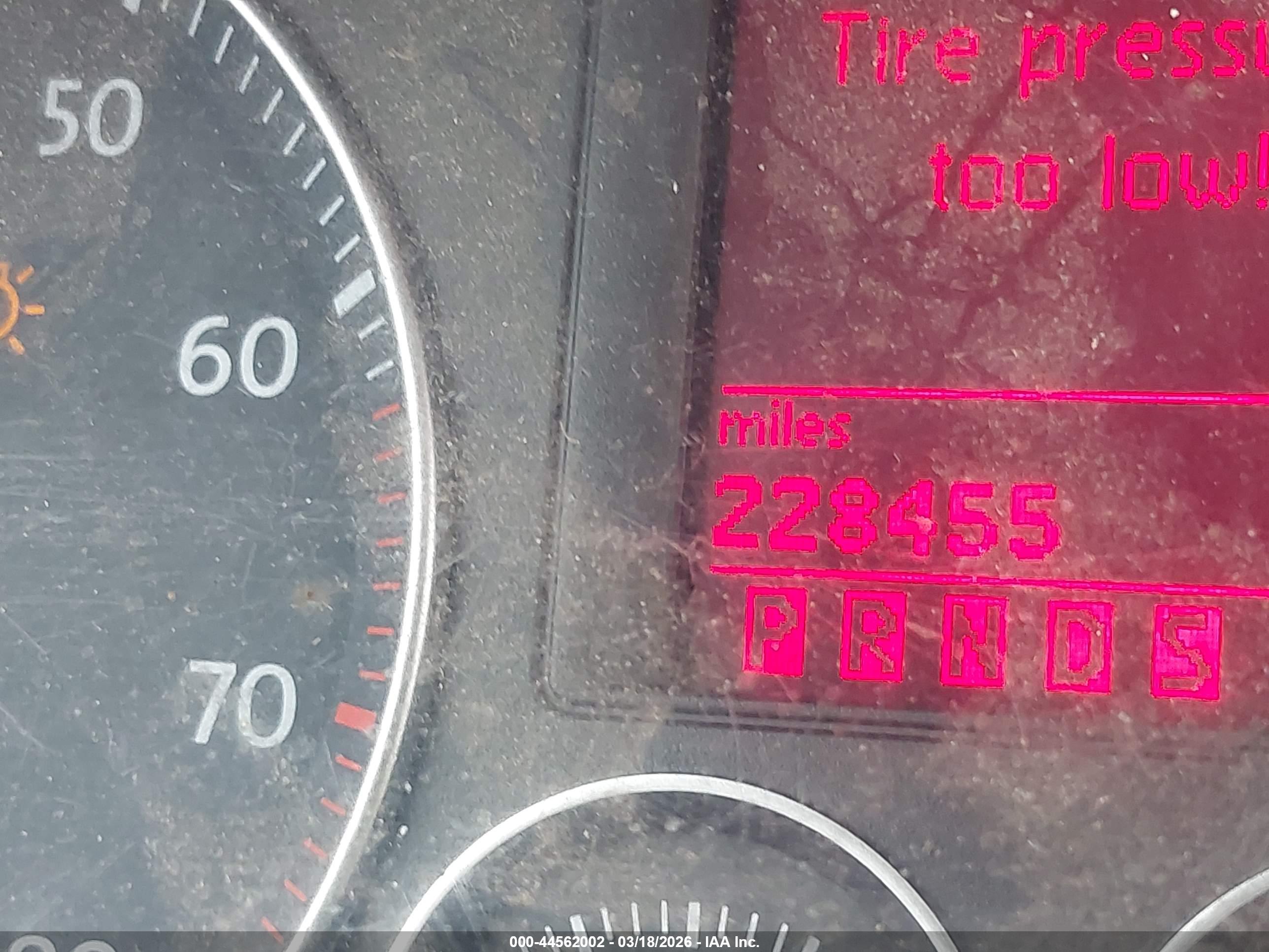 VOLKSWAGEN JETTA image 7
