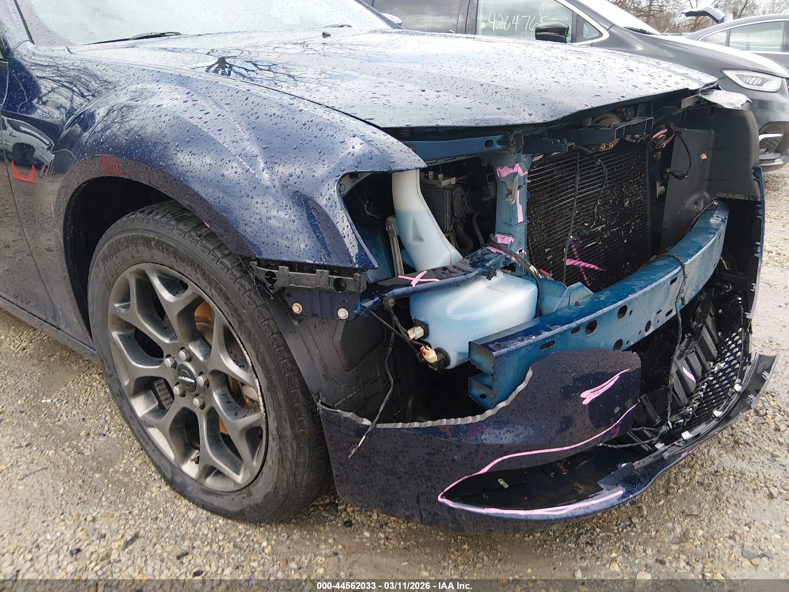 CHRYSLER 300 image 6
