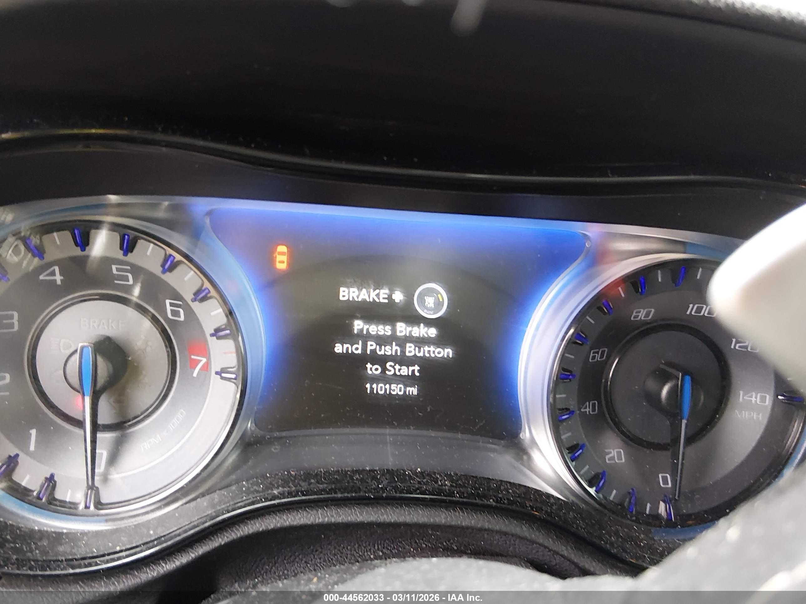 CHRYSLER 300 image 7