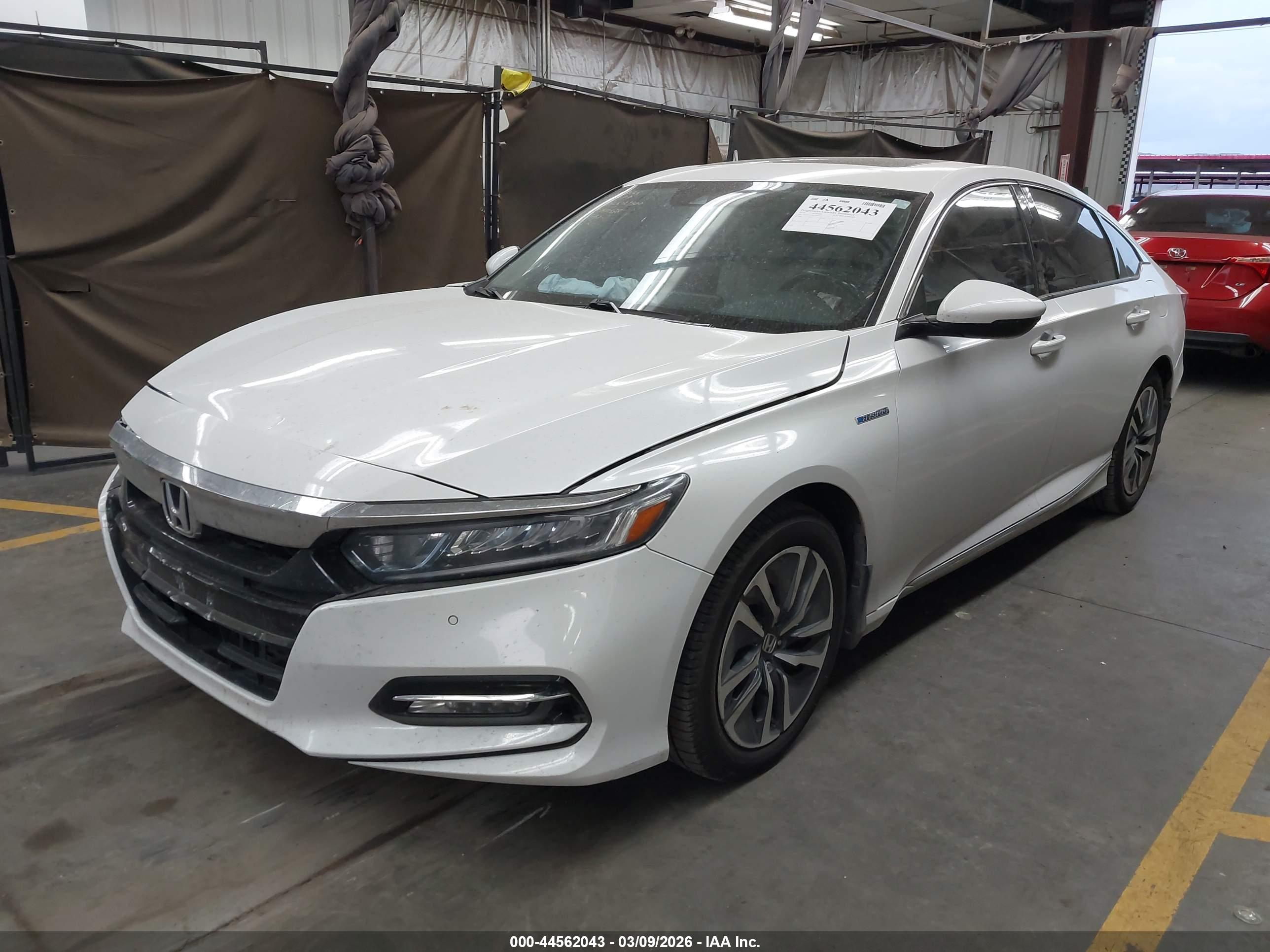 HONDA ACCORD image 2