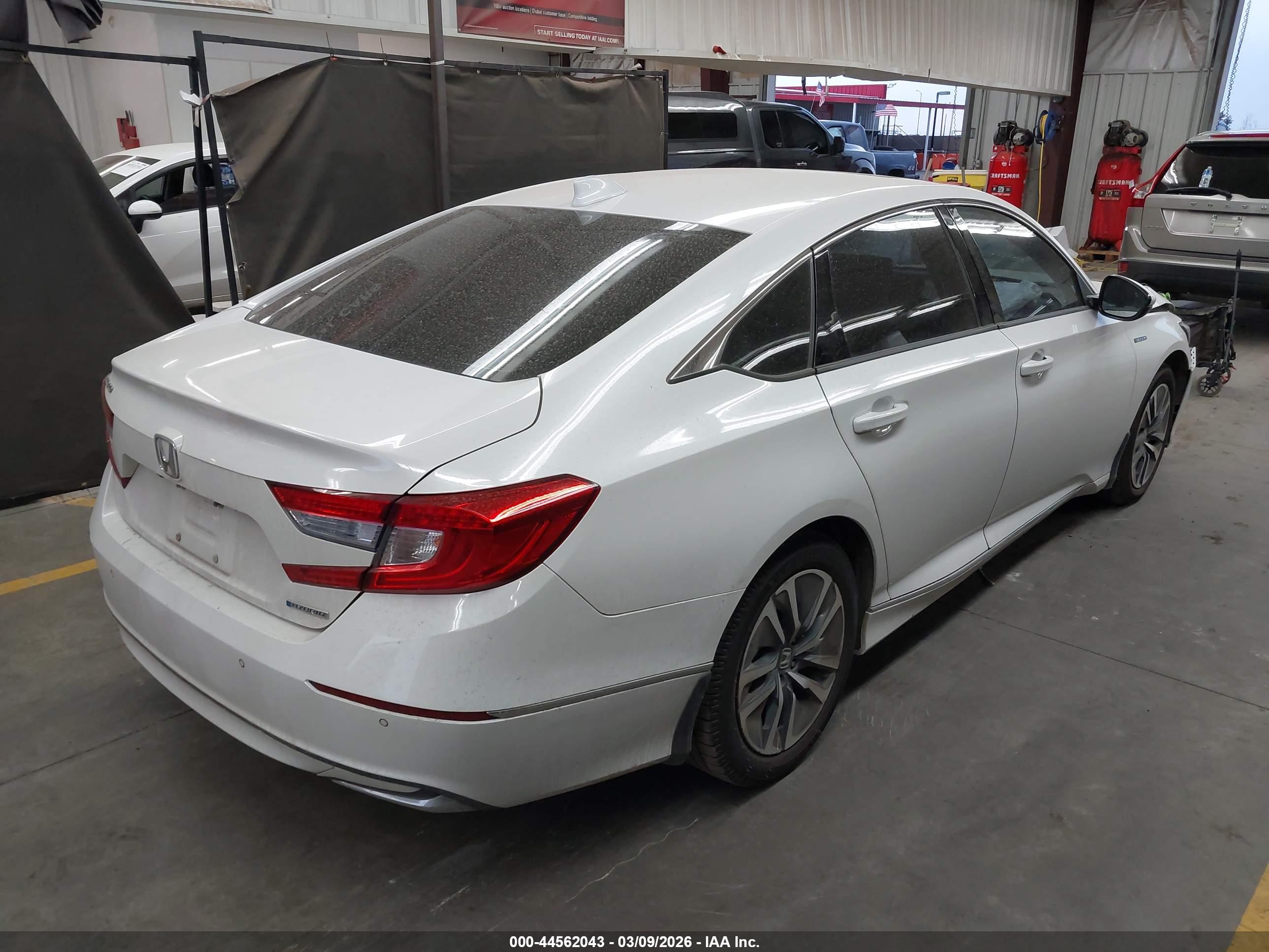 HONDA ACCORD image 4