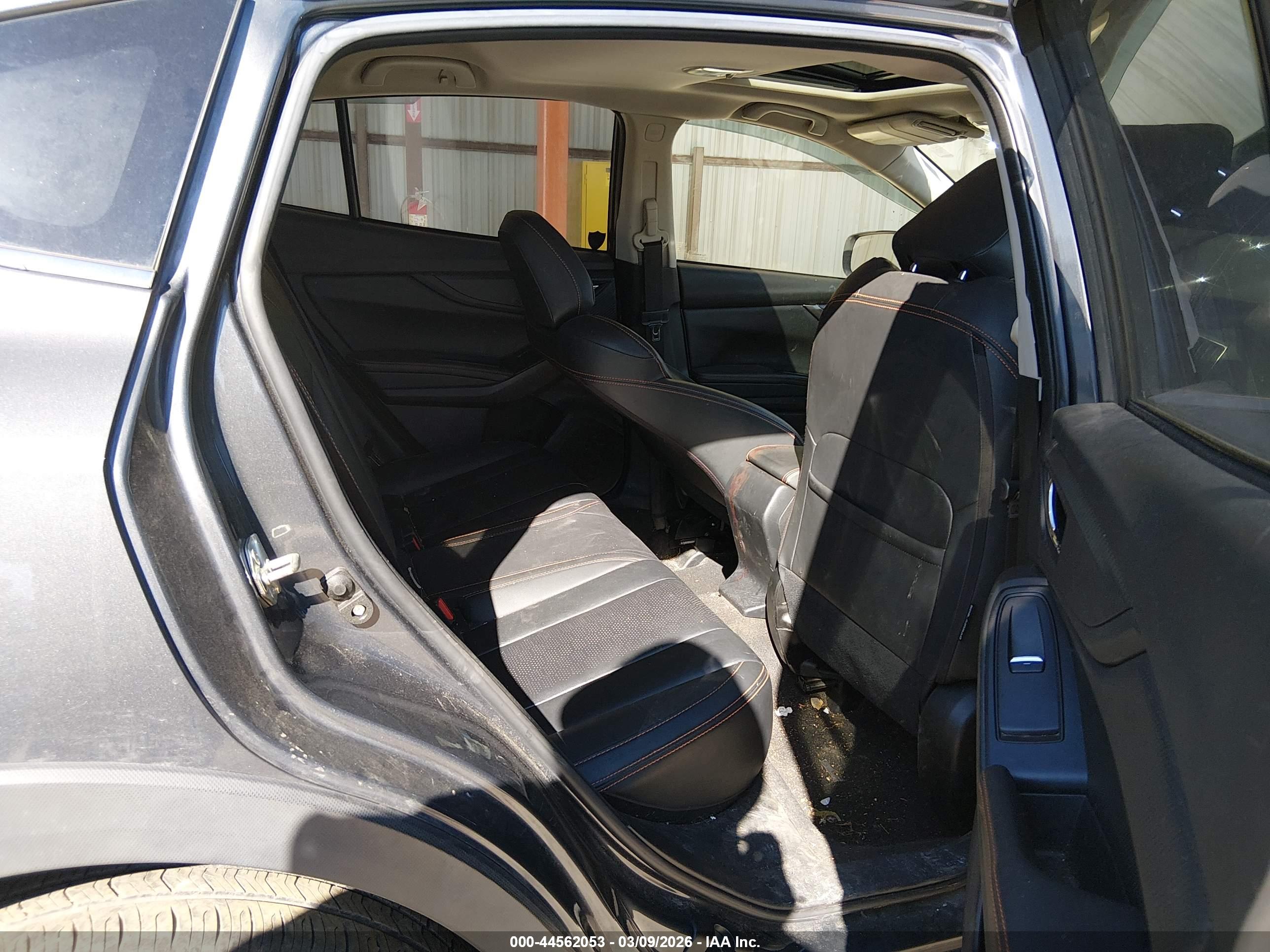 SUBARU CROSSTREK image 8