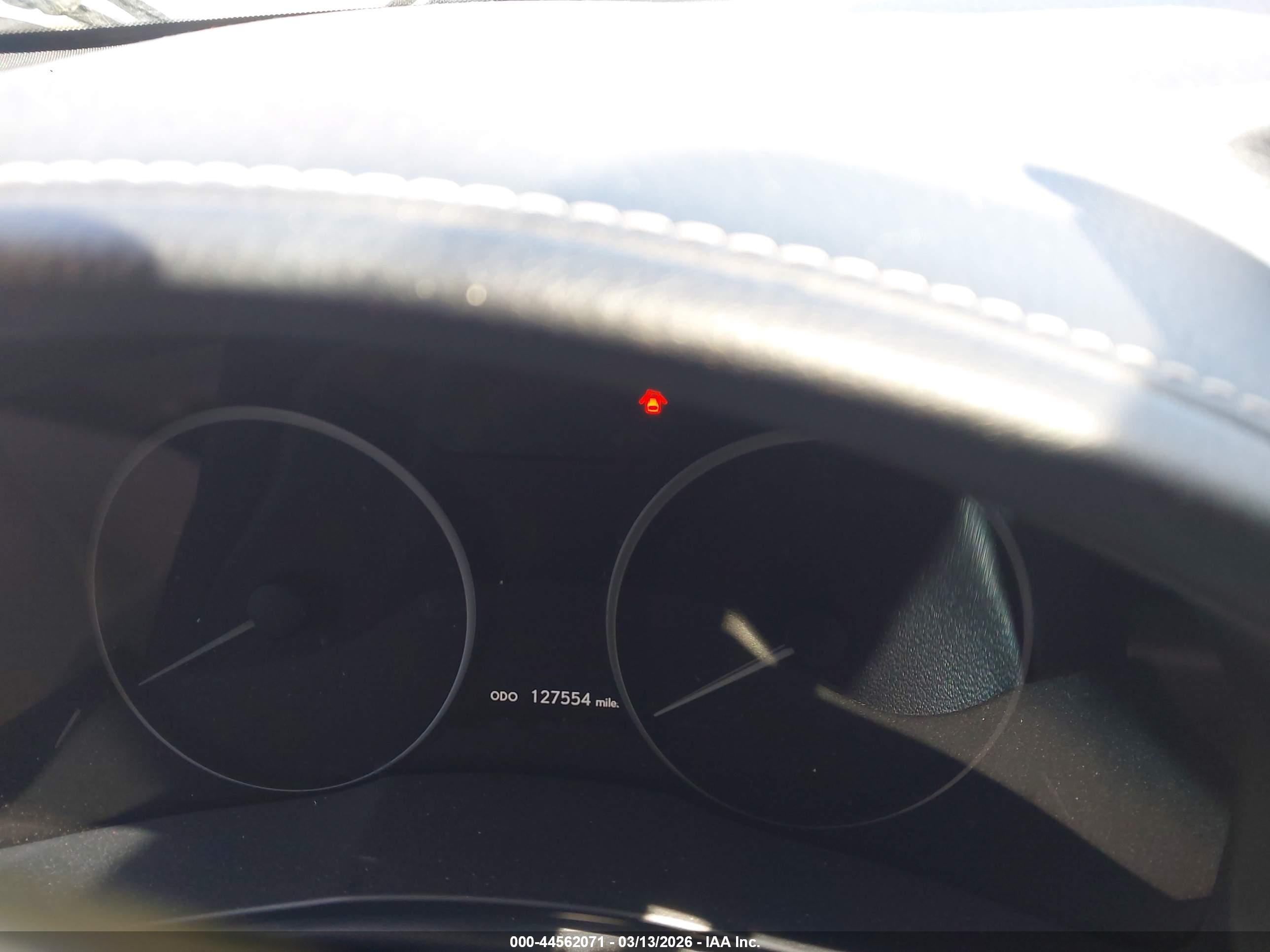 LEXUS ES image 7