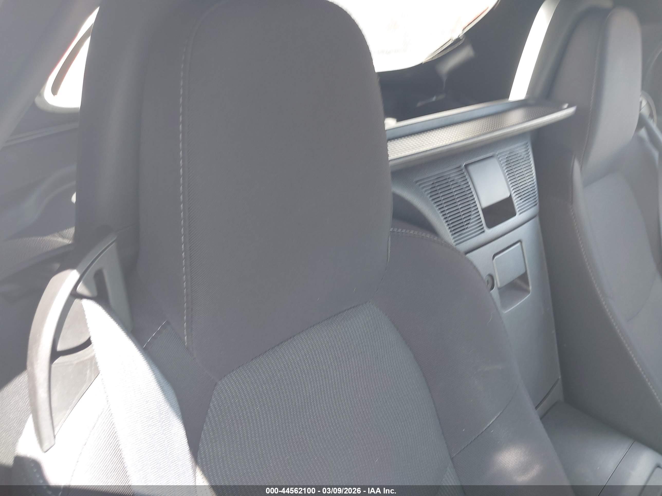 MAZDA MX-5 image 8