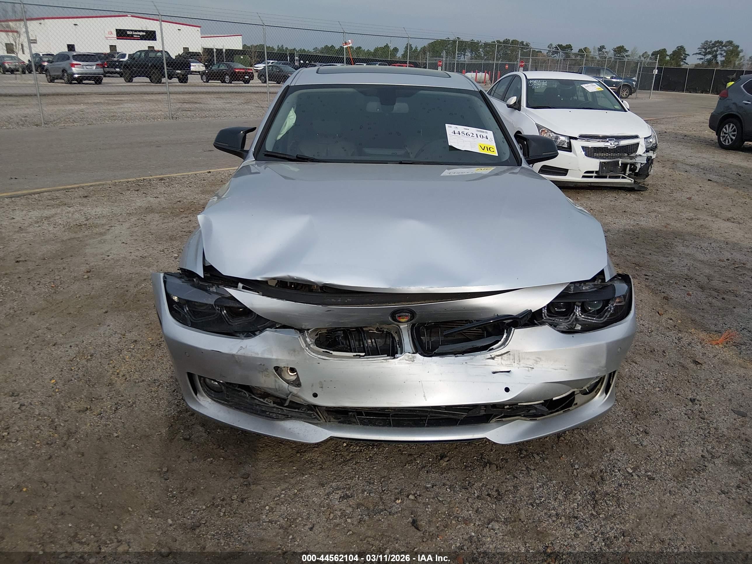 BMW 328I image 6