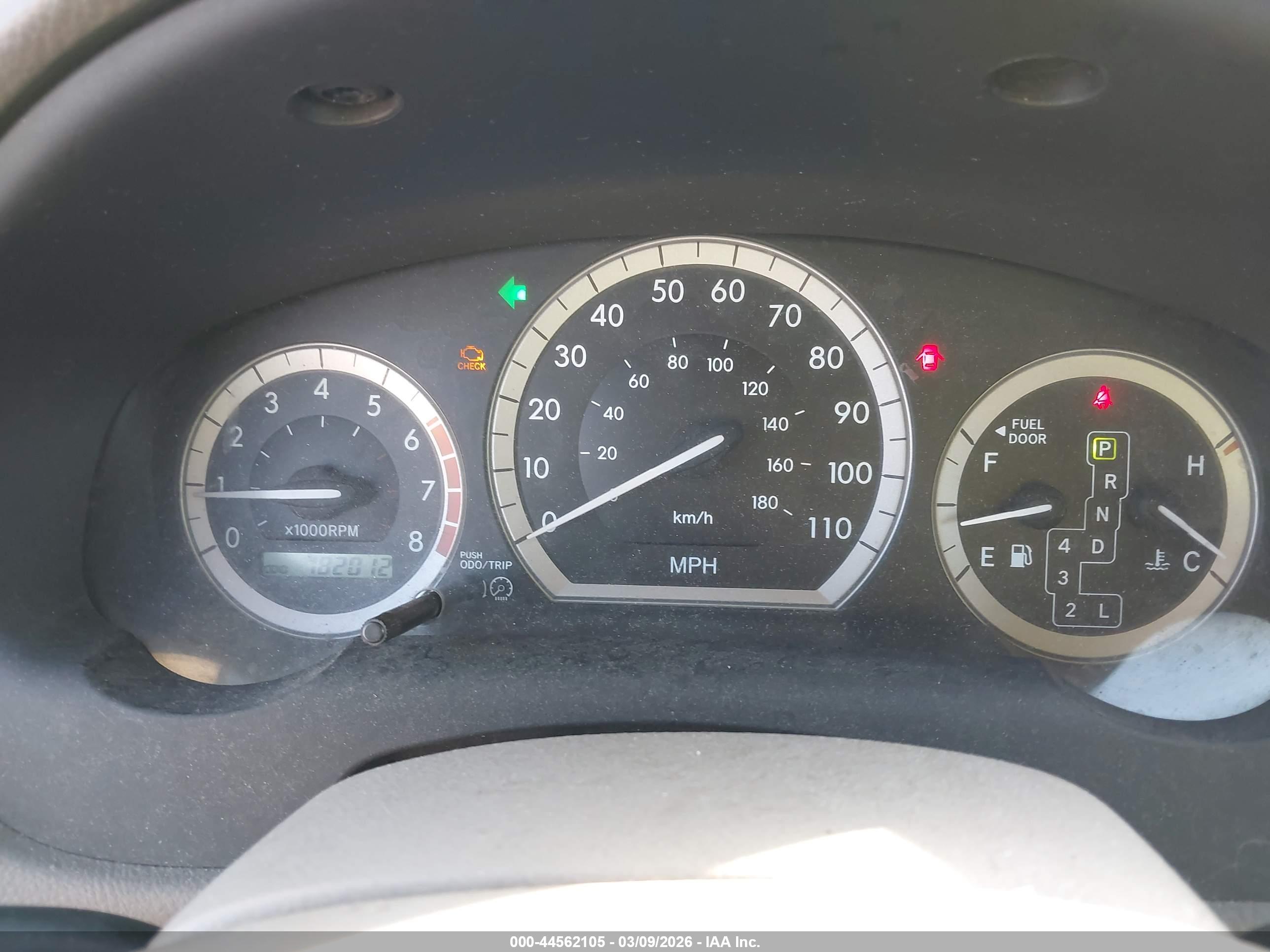 TOYOTA SIENNA image 7