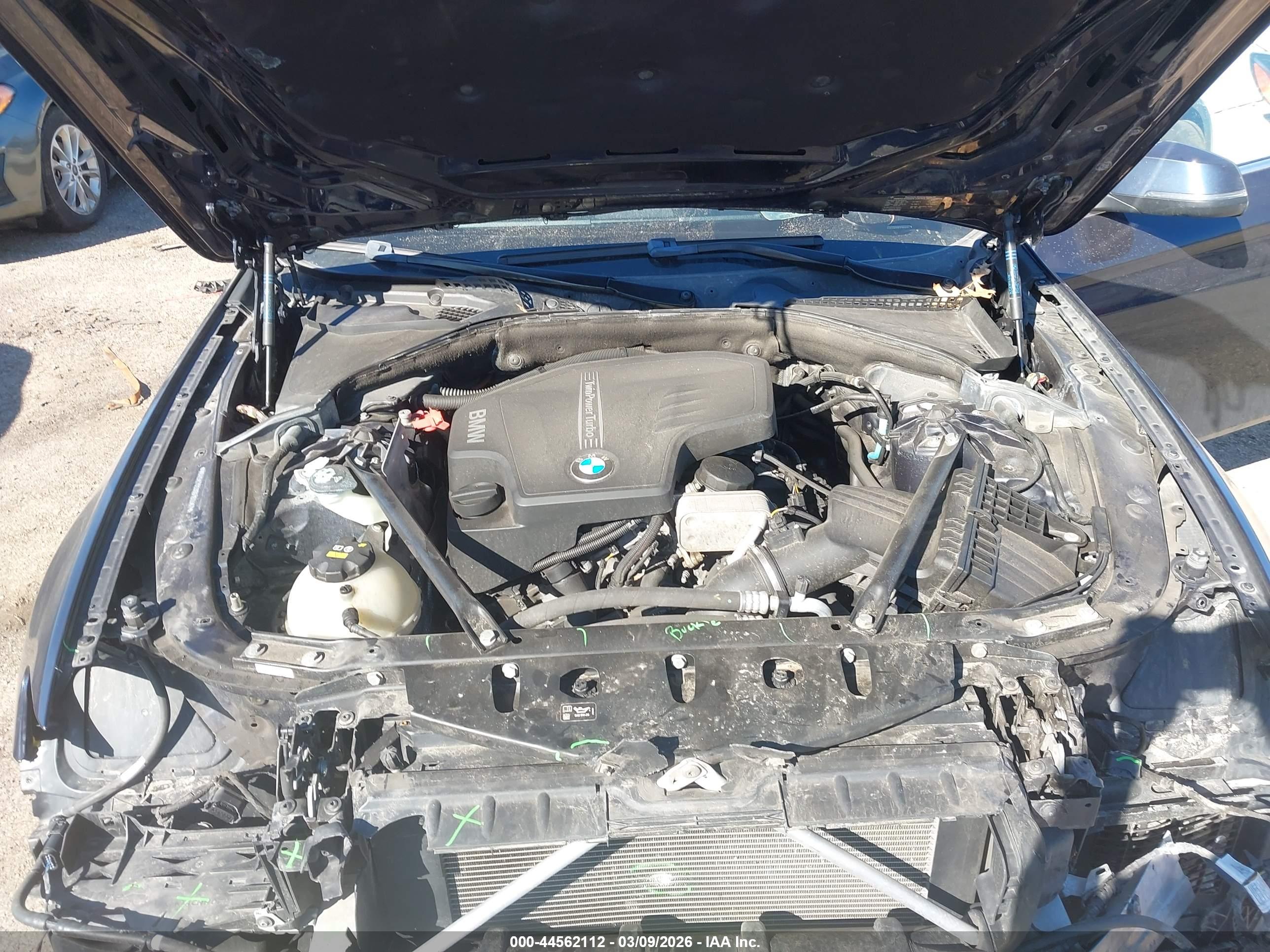 BMW 528I image 10