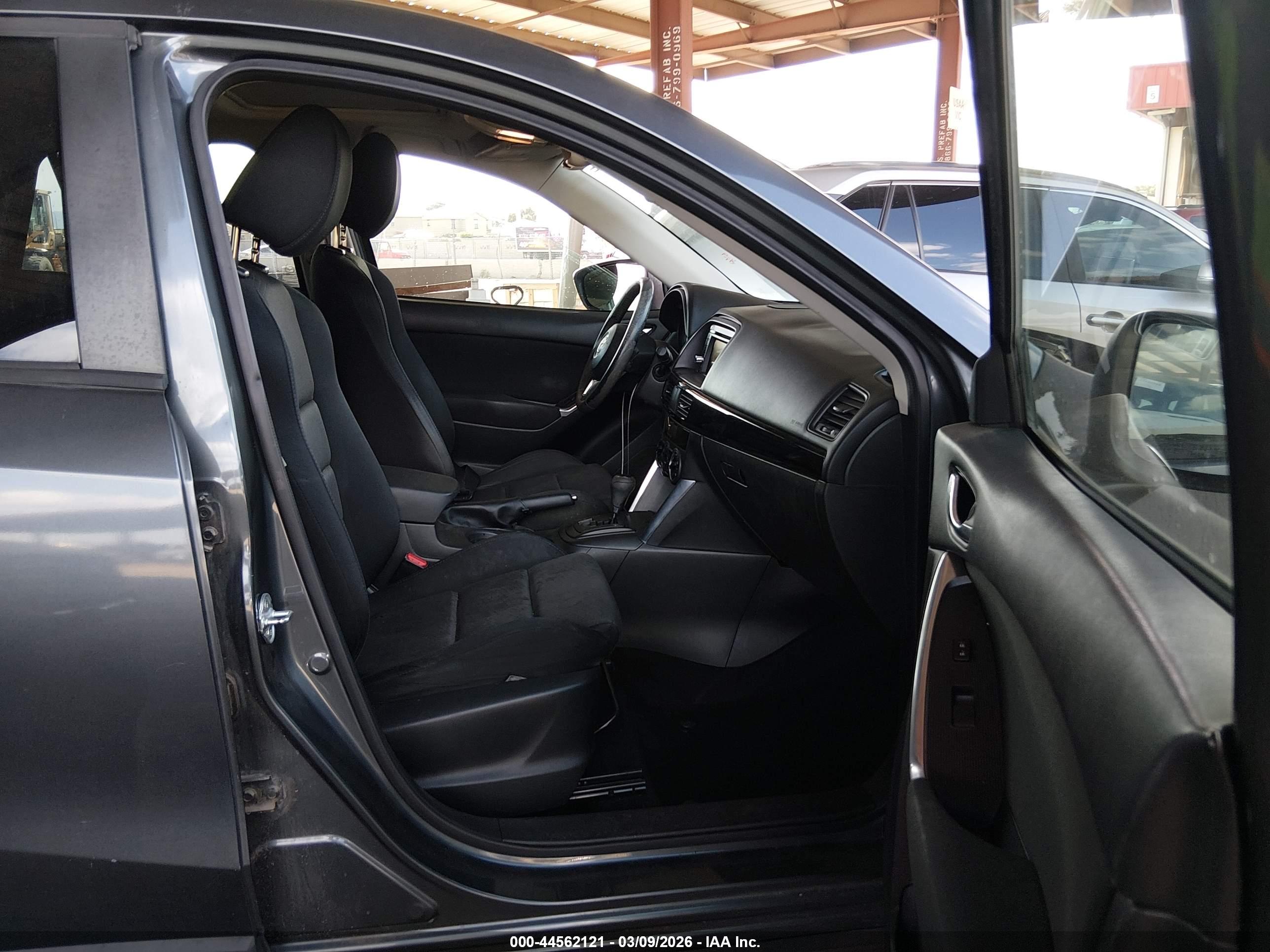 MAZDA CX-5 image 5