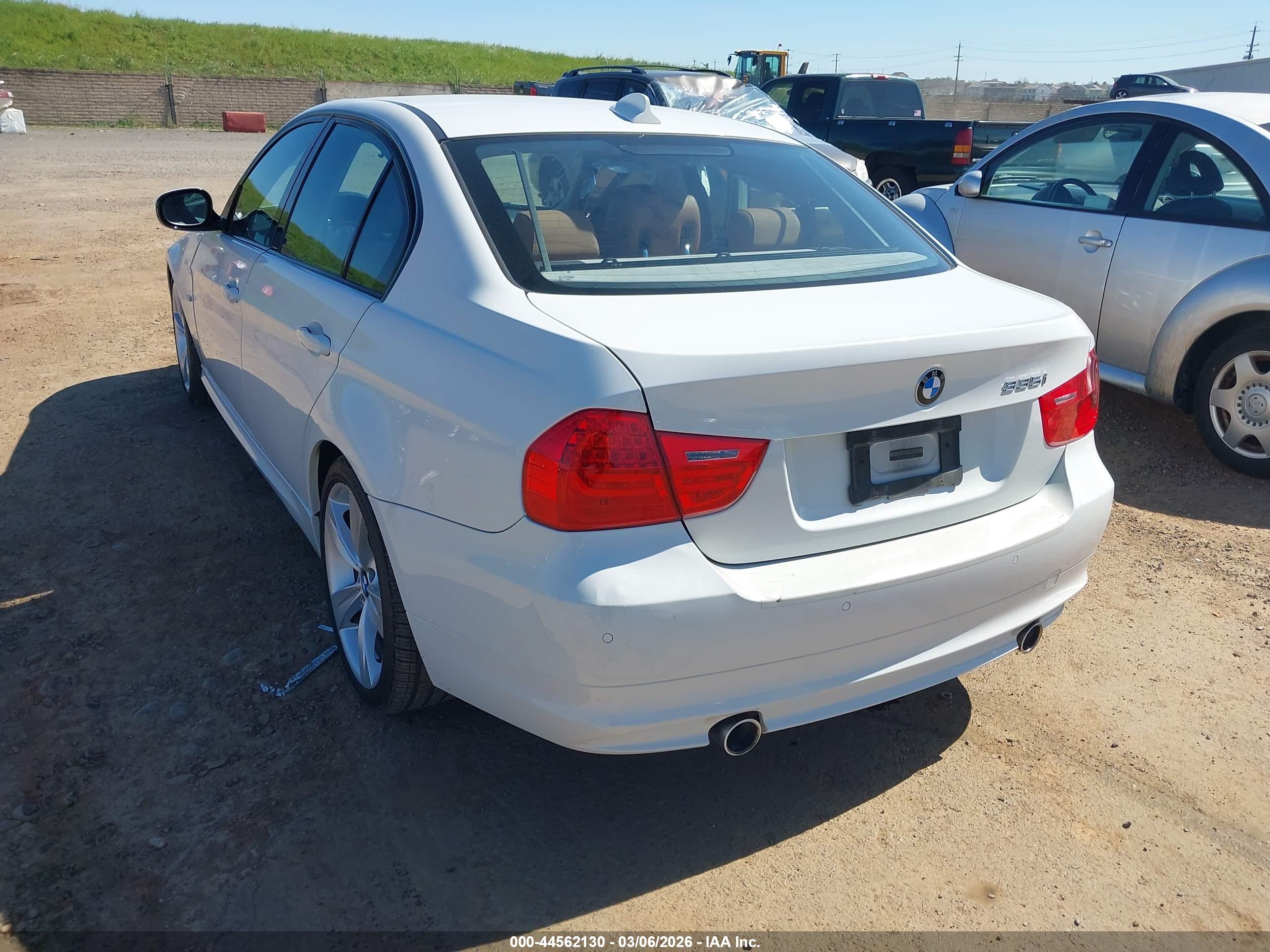 BMW 335I image 3