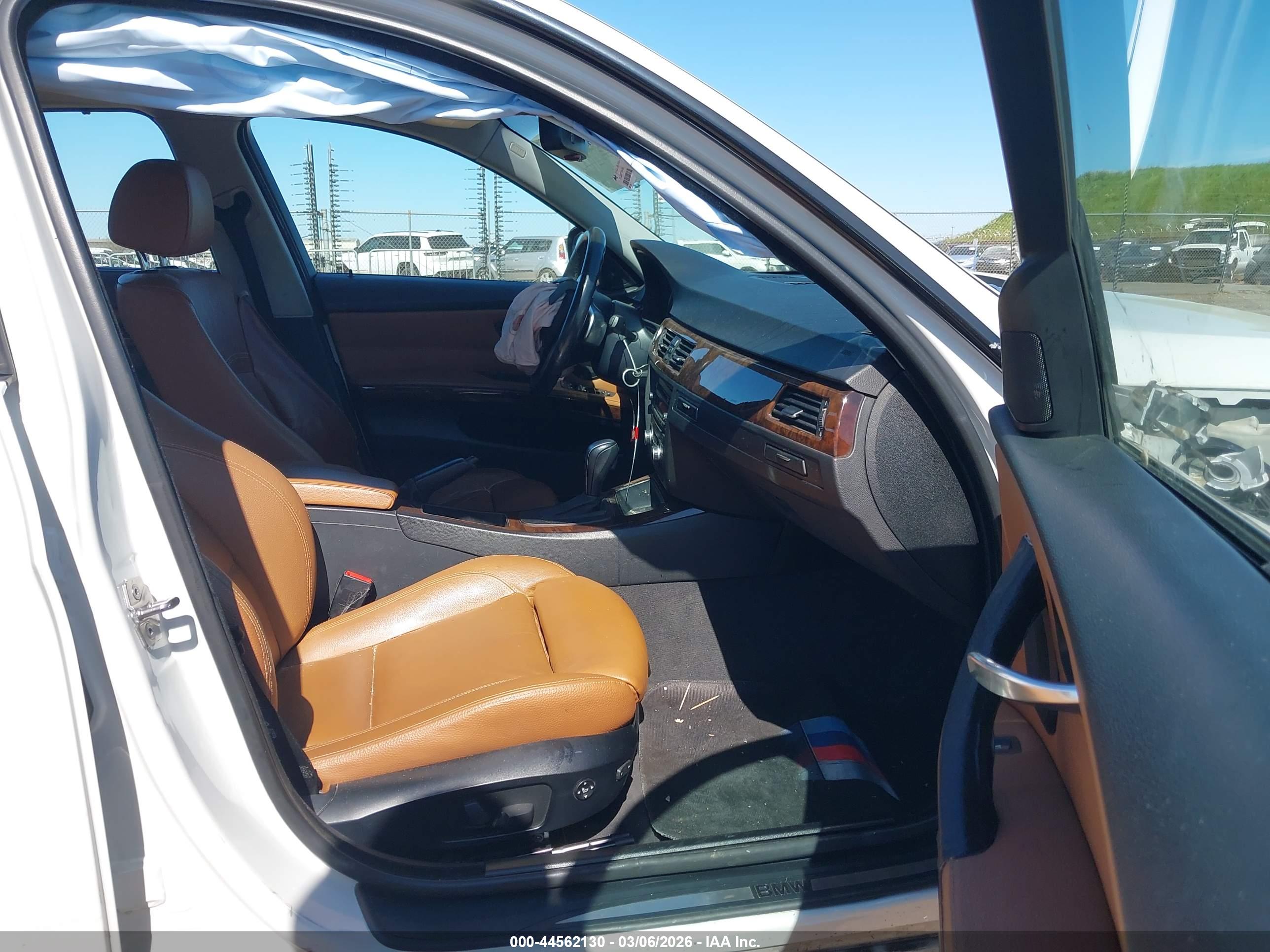 BMW 335I image 5