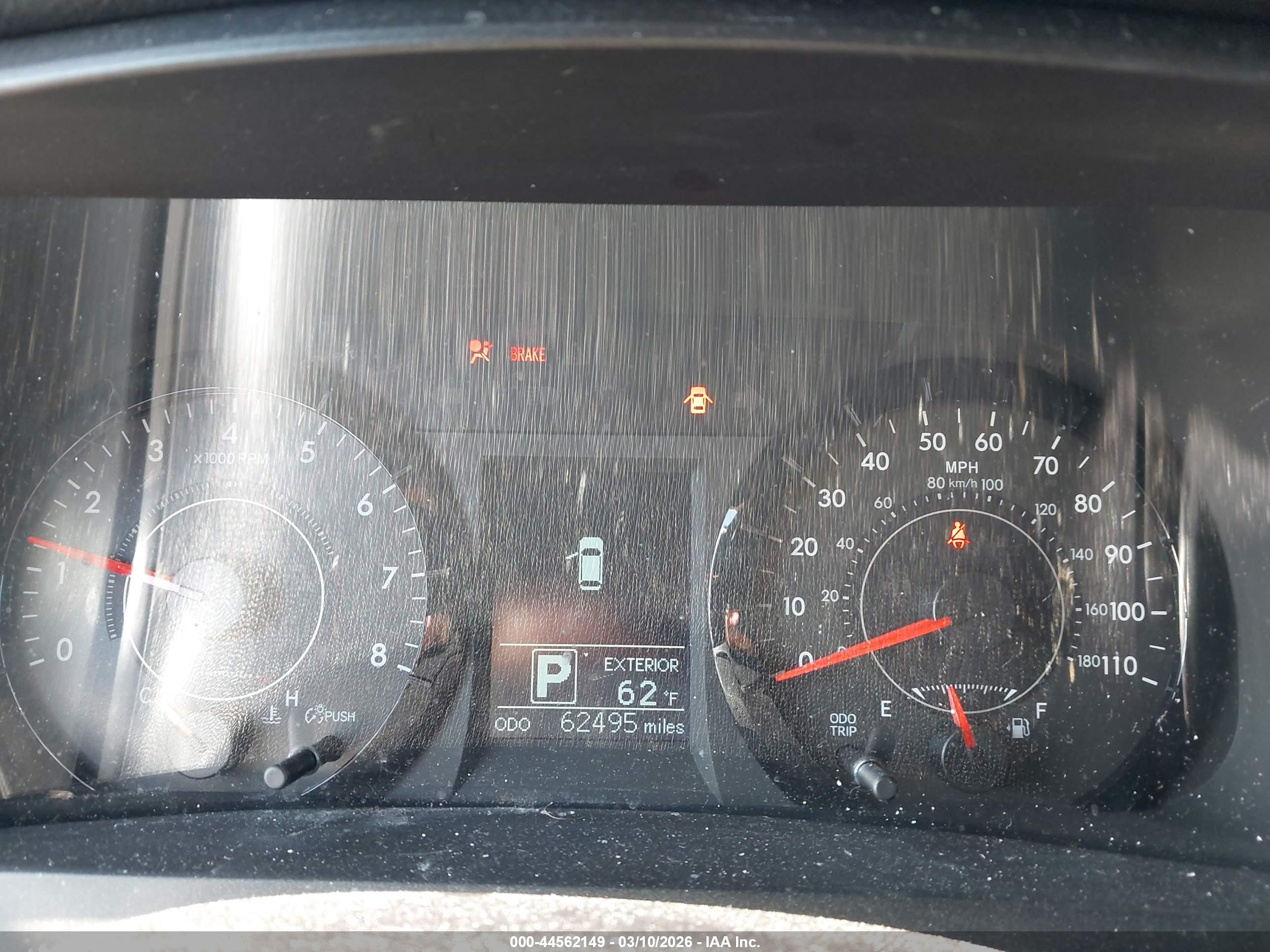 TOYOTA SIENNA image 7