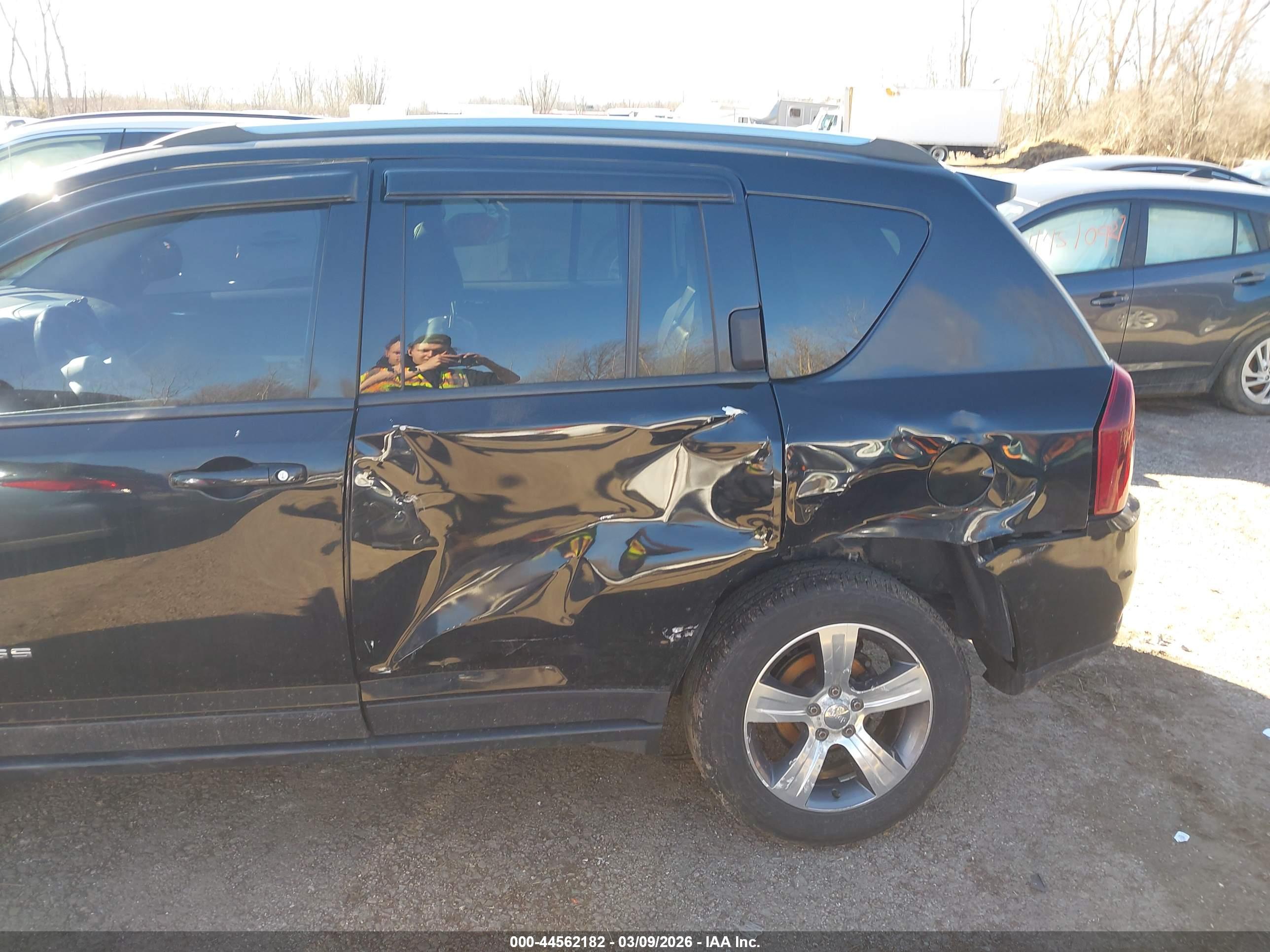 JEEP COMPASS image 6