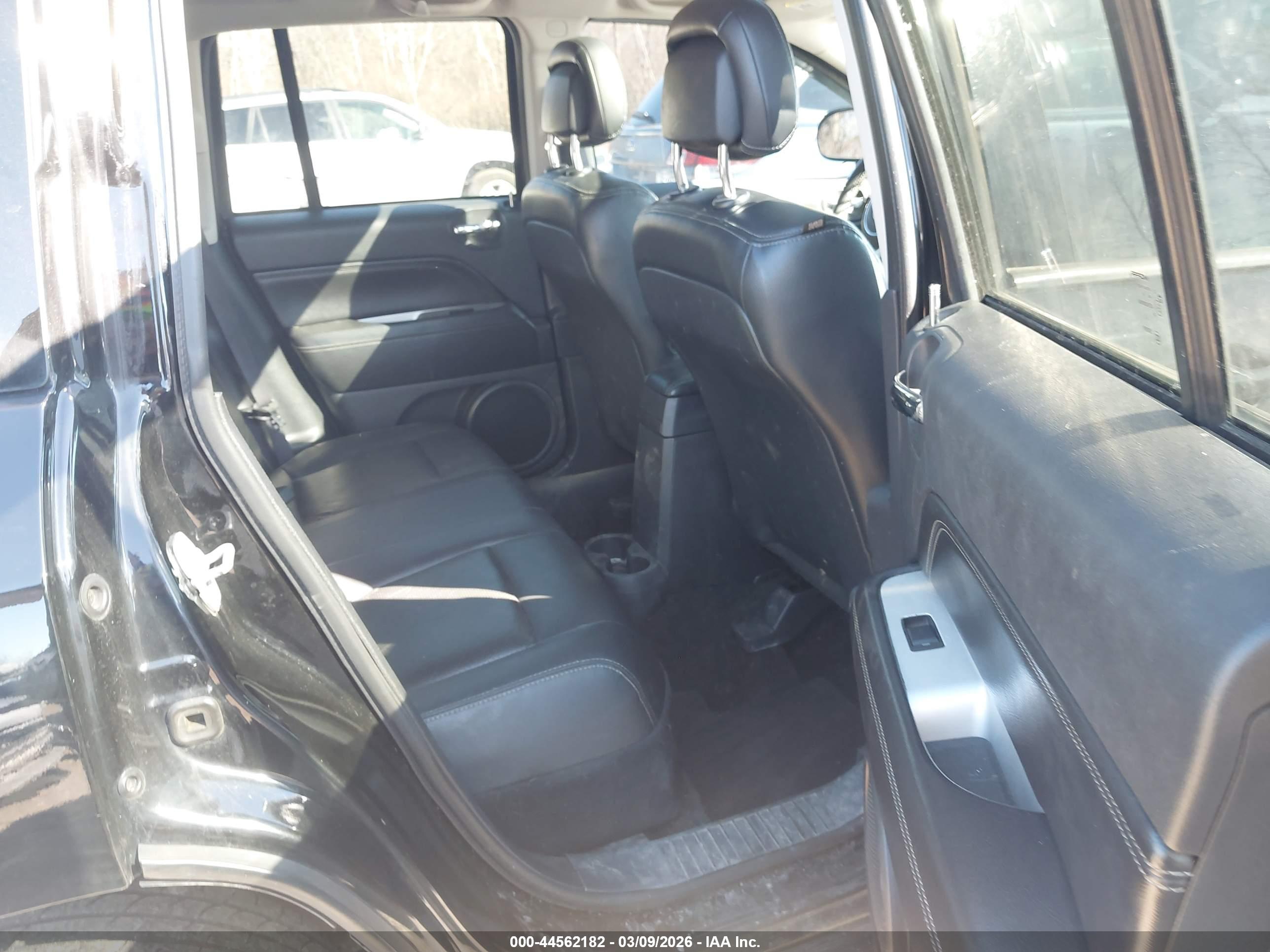 JEEP COMPASS image 8