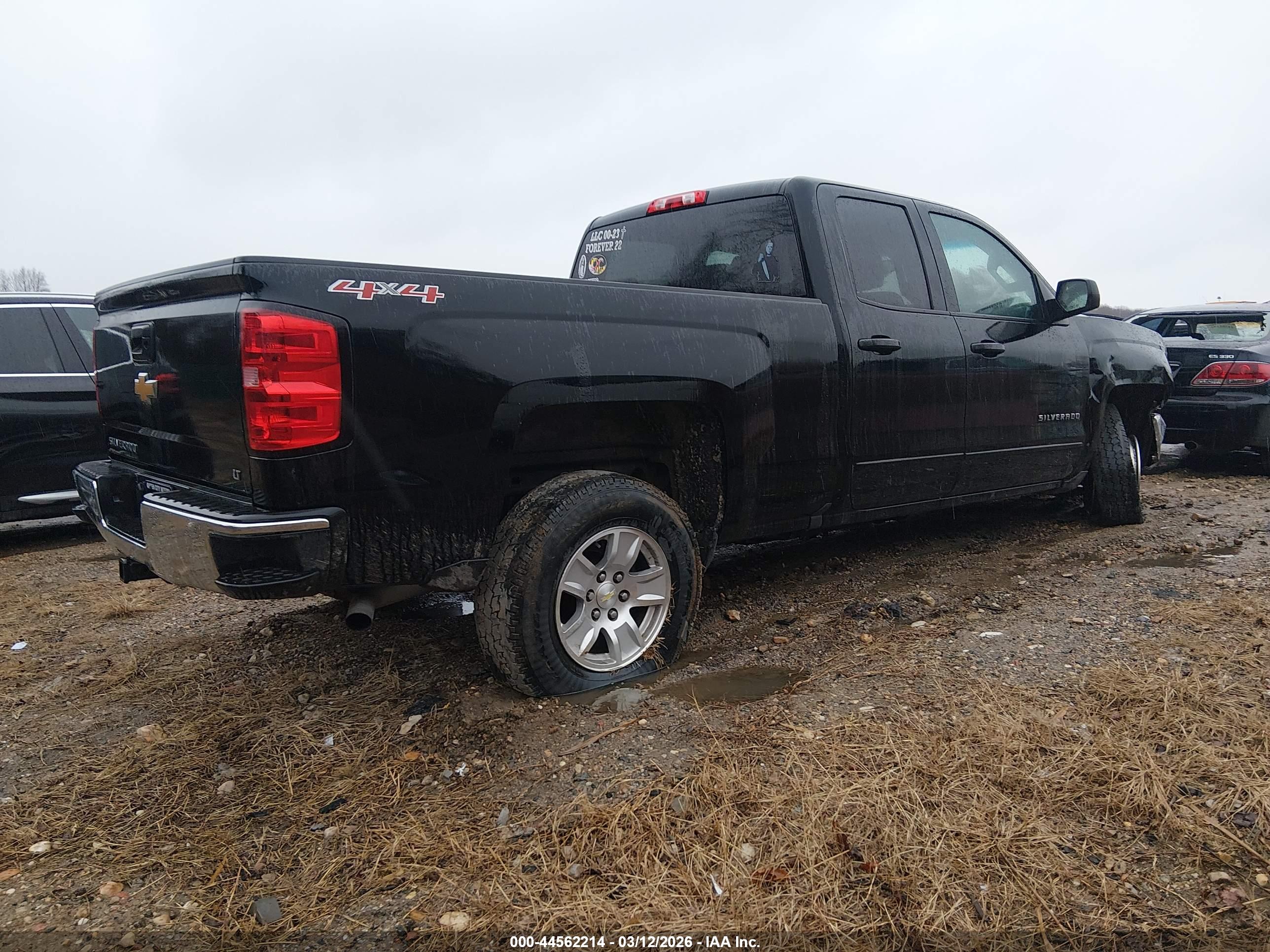 CHEVROLET SILVERADO image 4