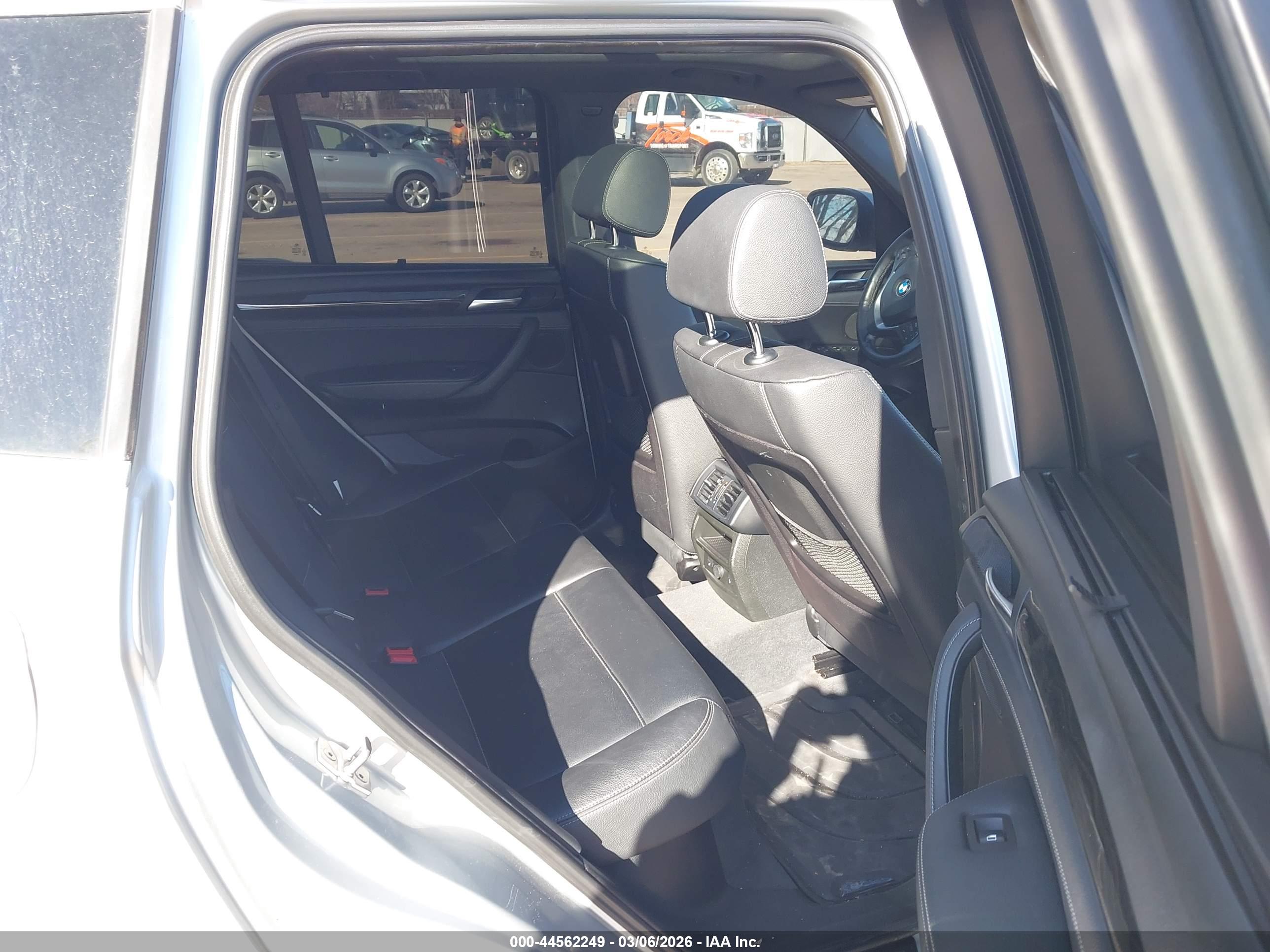 BMW X3 image 8