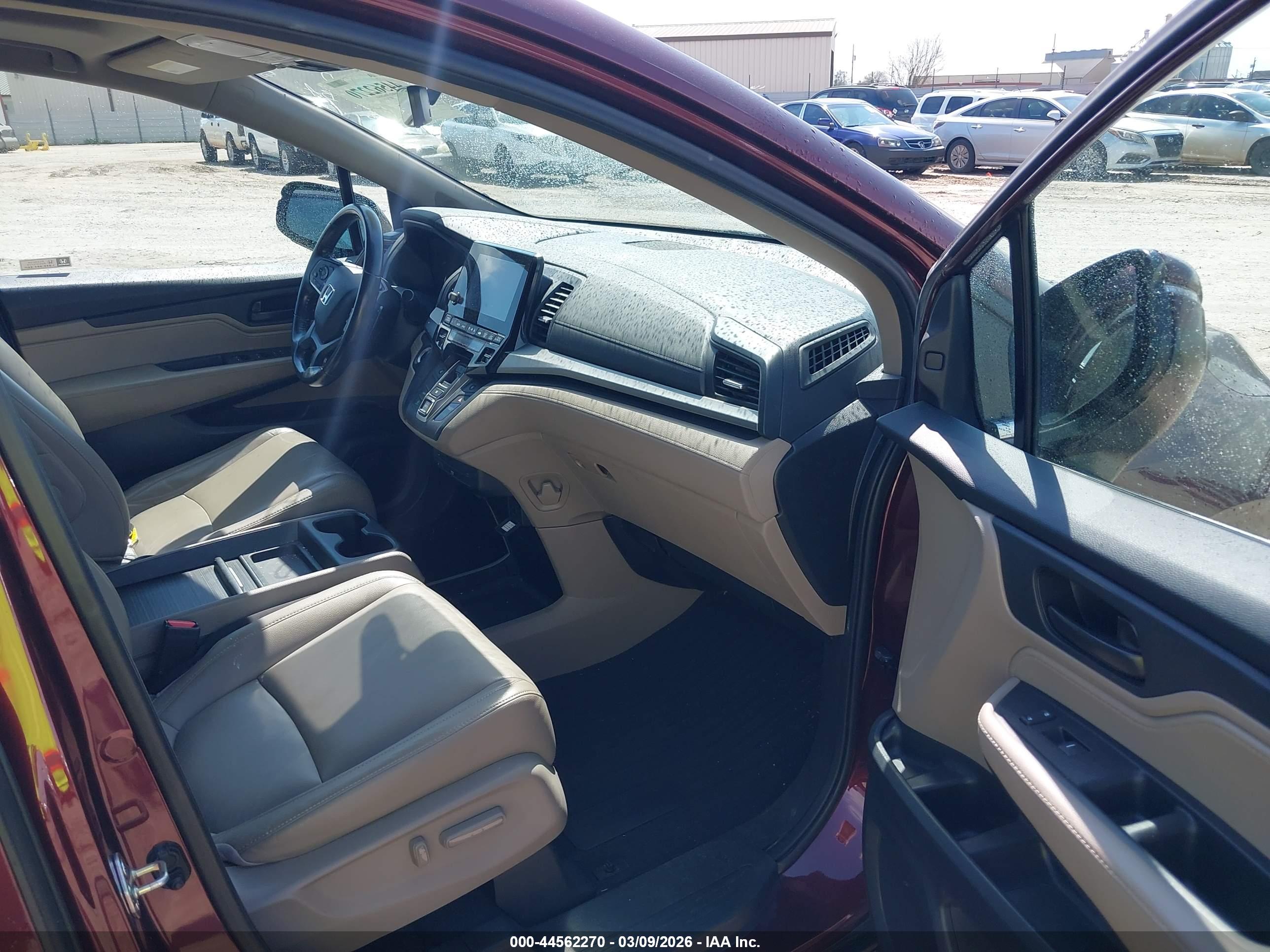 HONDA ODYSSEY image 5