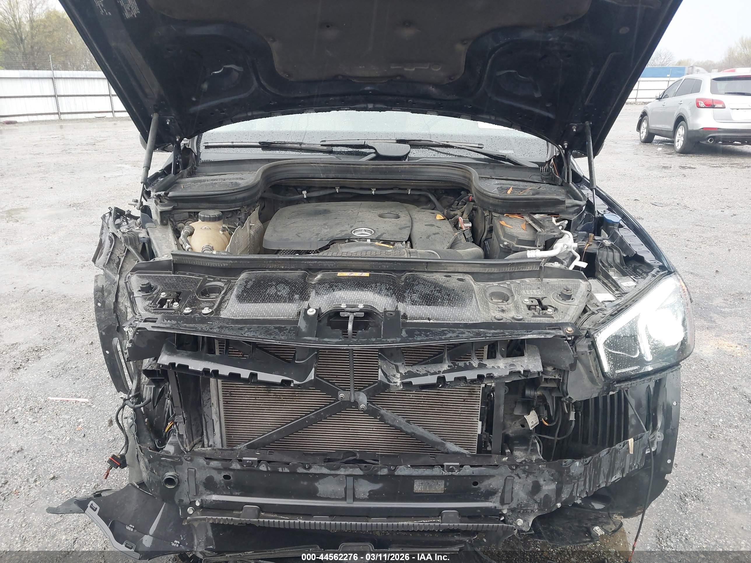 MERCEDES-BENZ GLE image 10