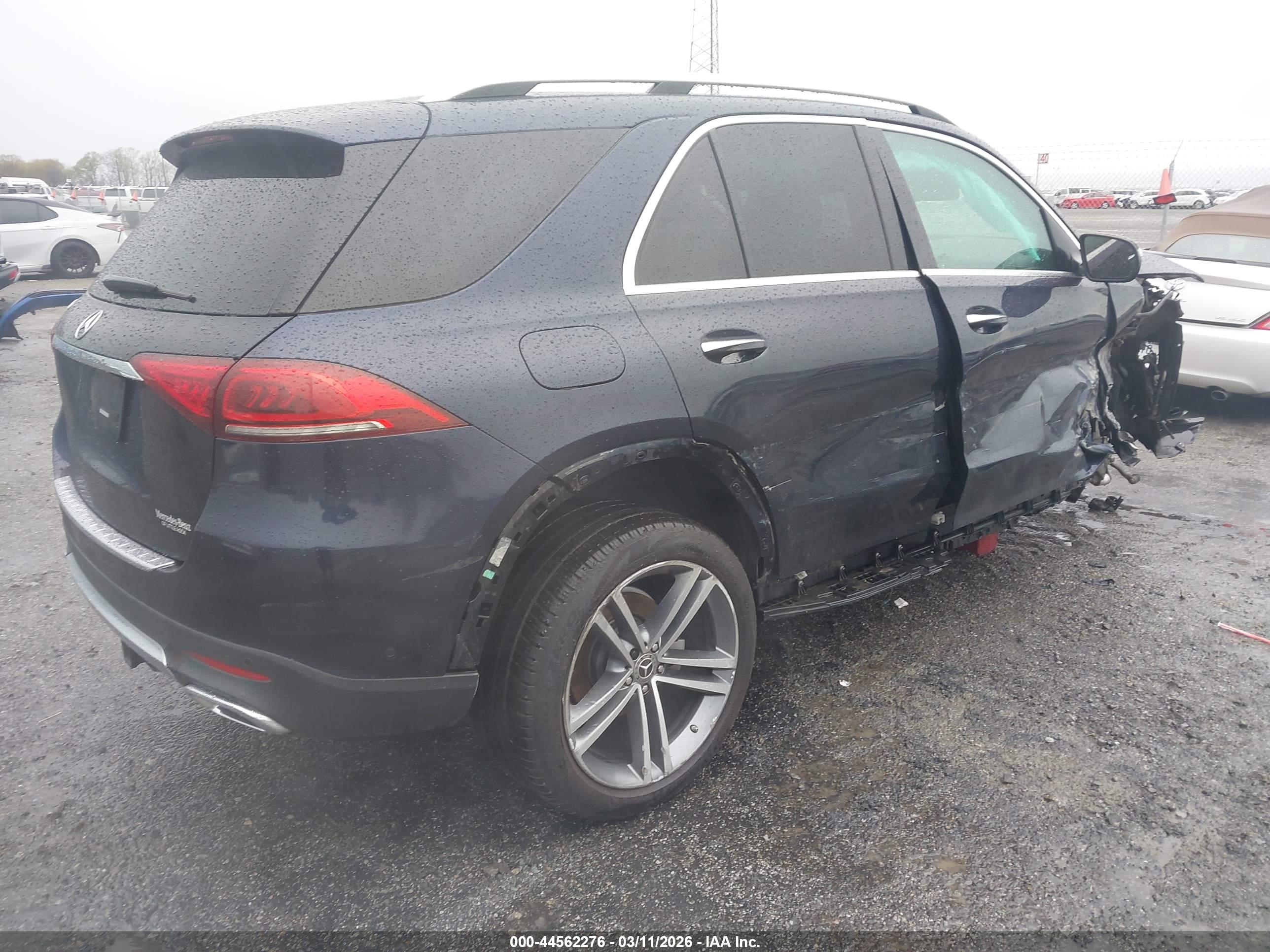 MERCEDES-BENZ GLE image 4