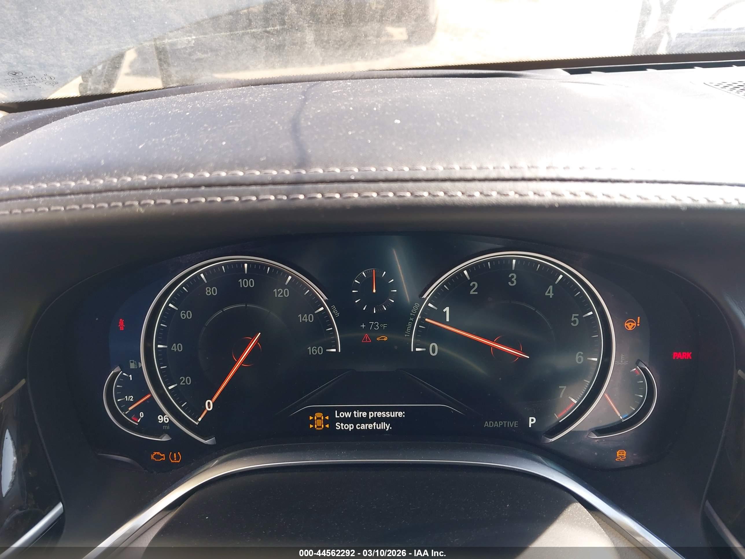BMW 750I image 7