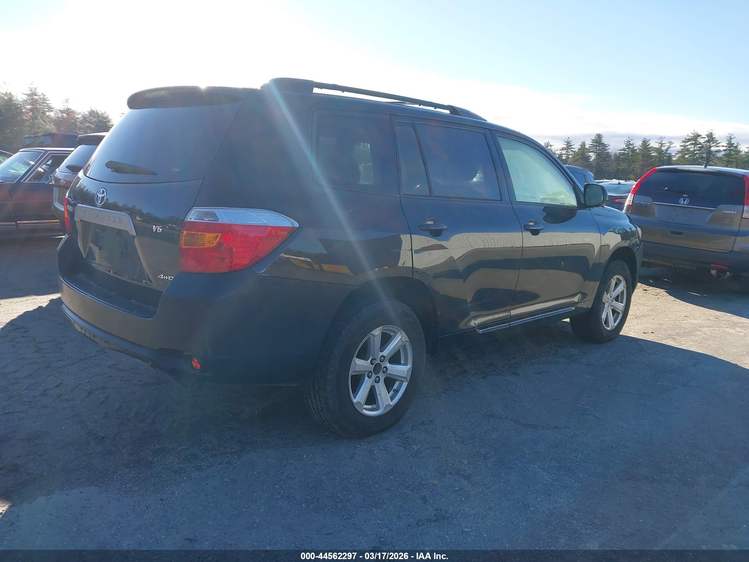 TOYOTA HIGHLANDER image 4