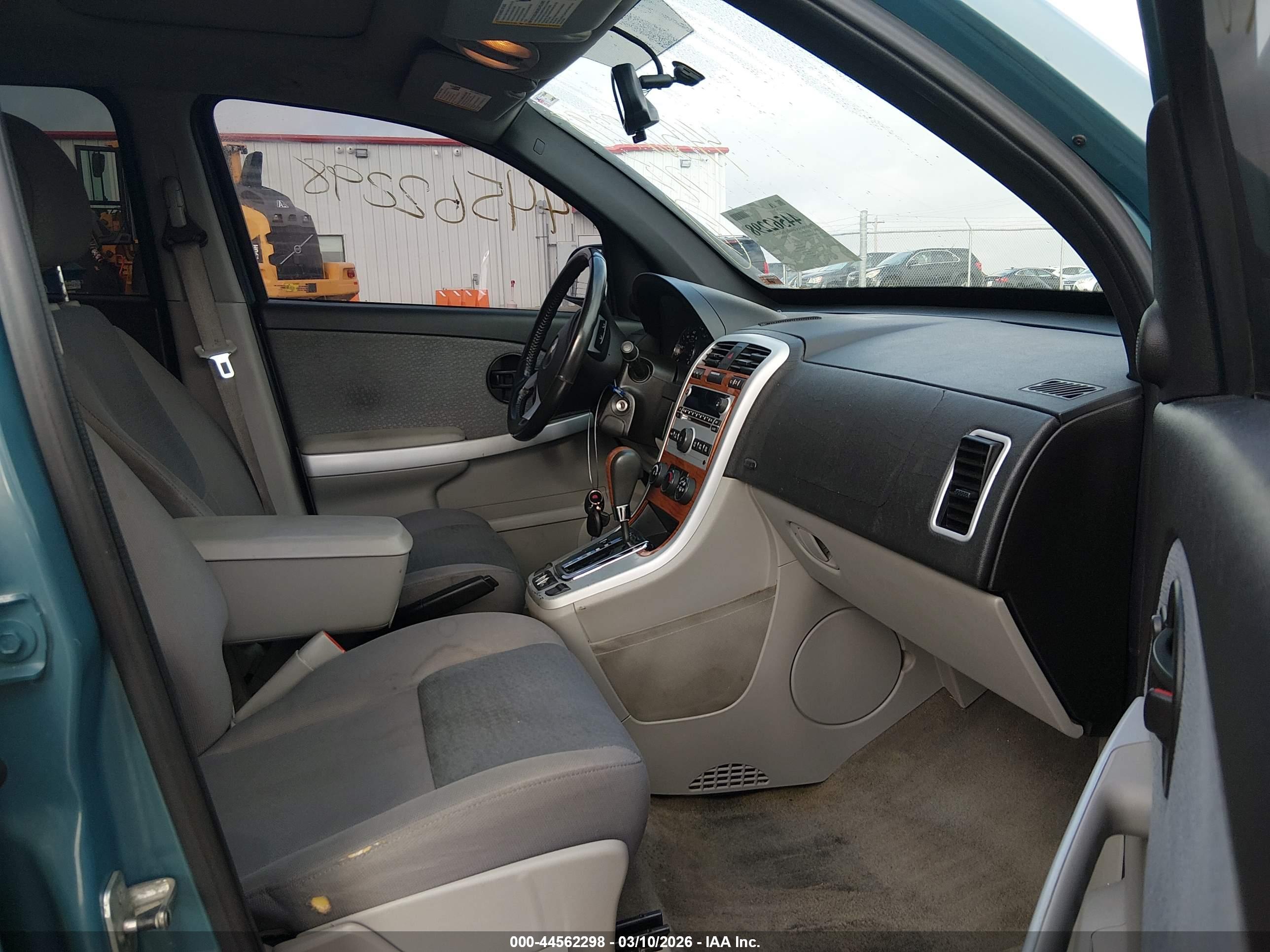 CHEVROLET EQUINOX image 5