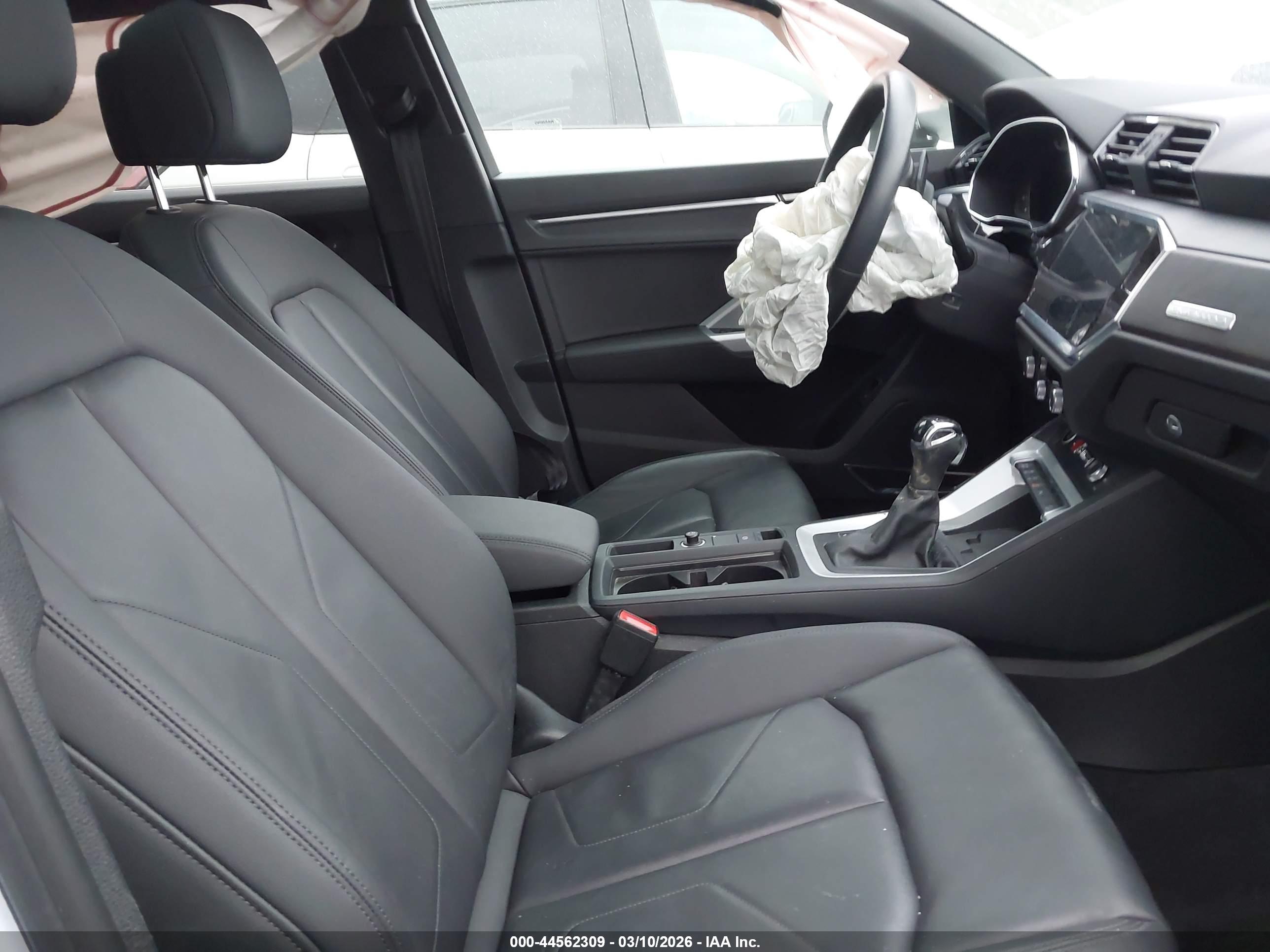 AUDI Q3 image 5