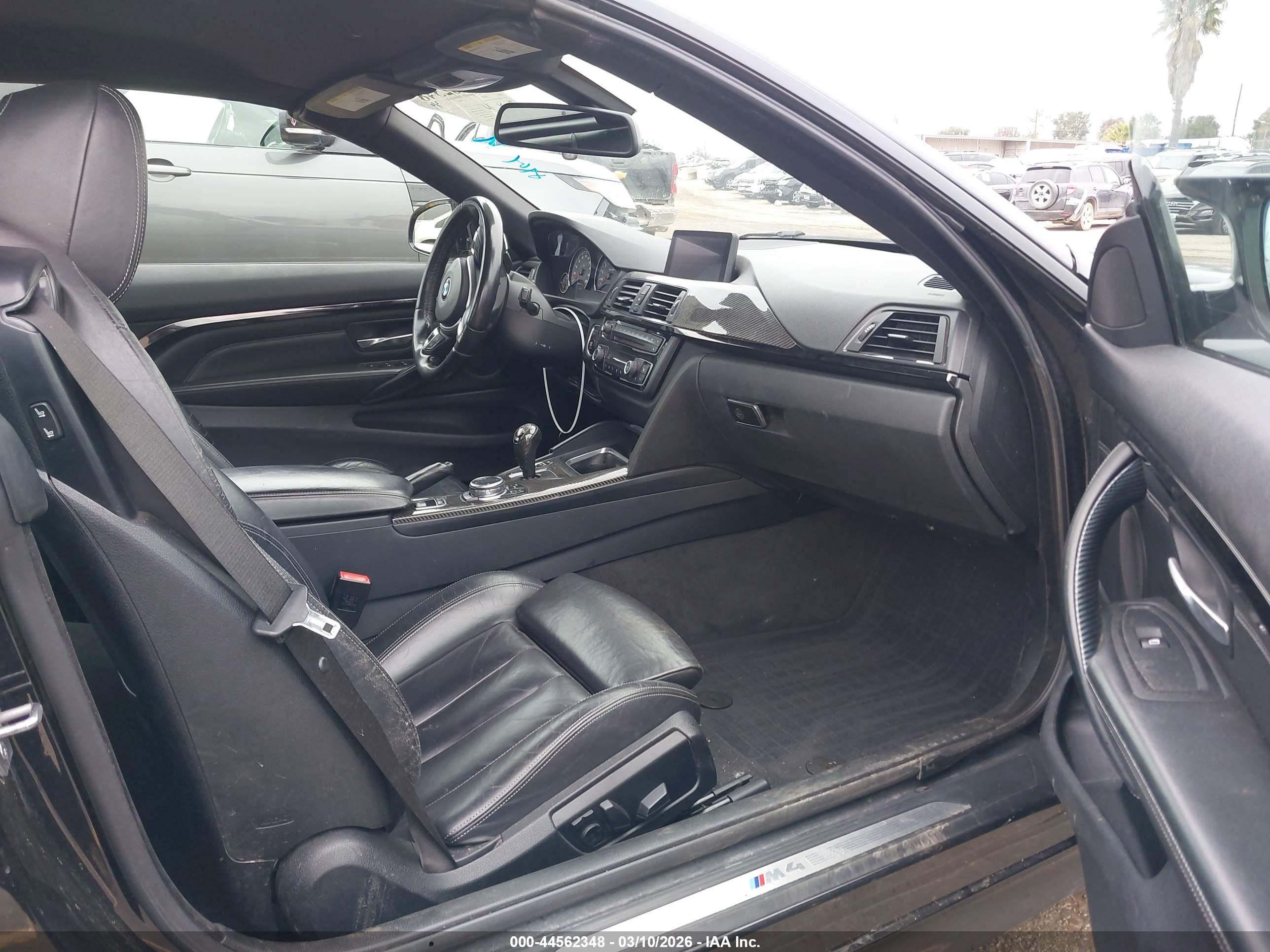 BMW M4 image 5