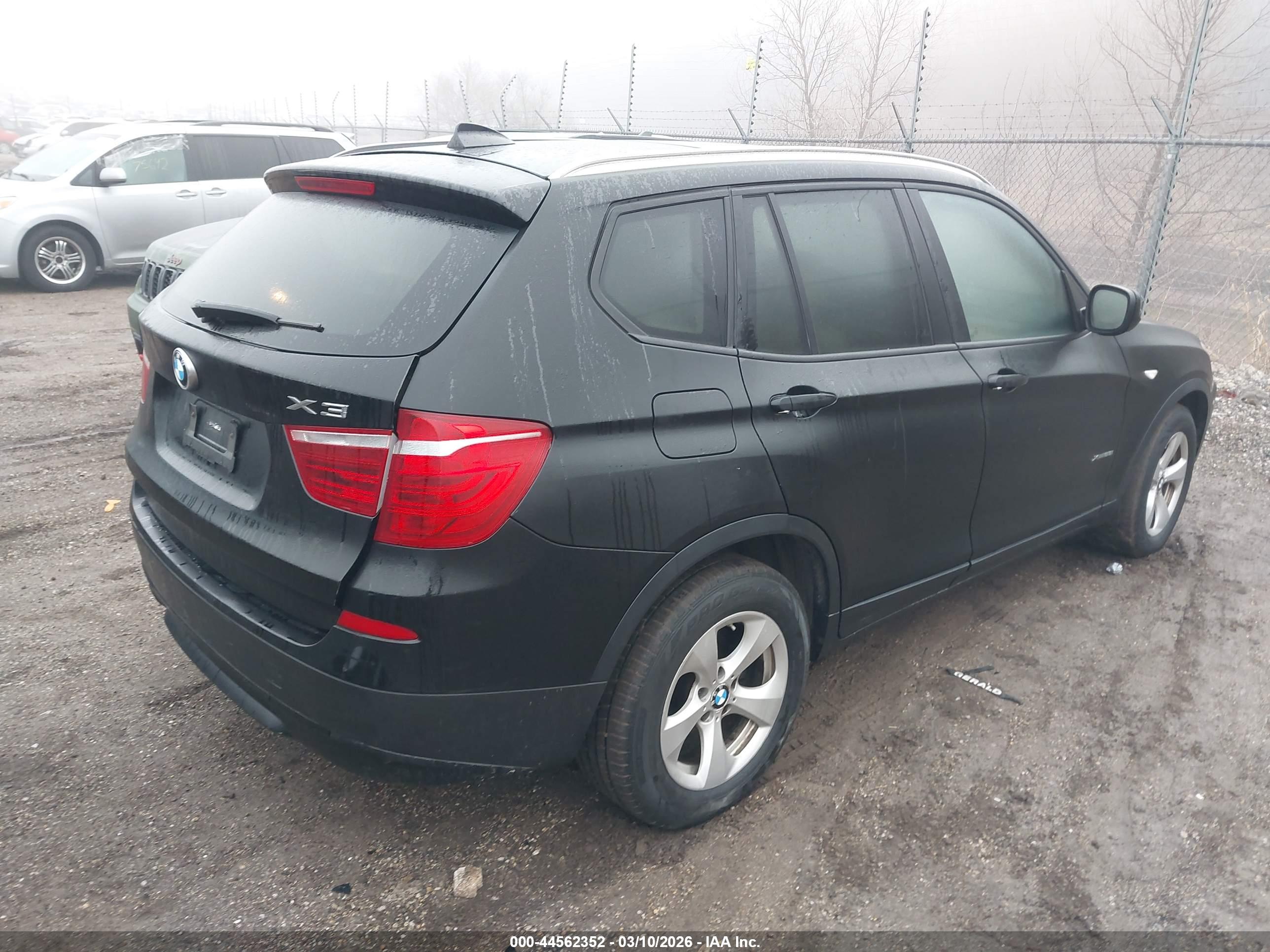BMW X3 image 4