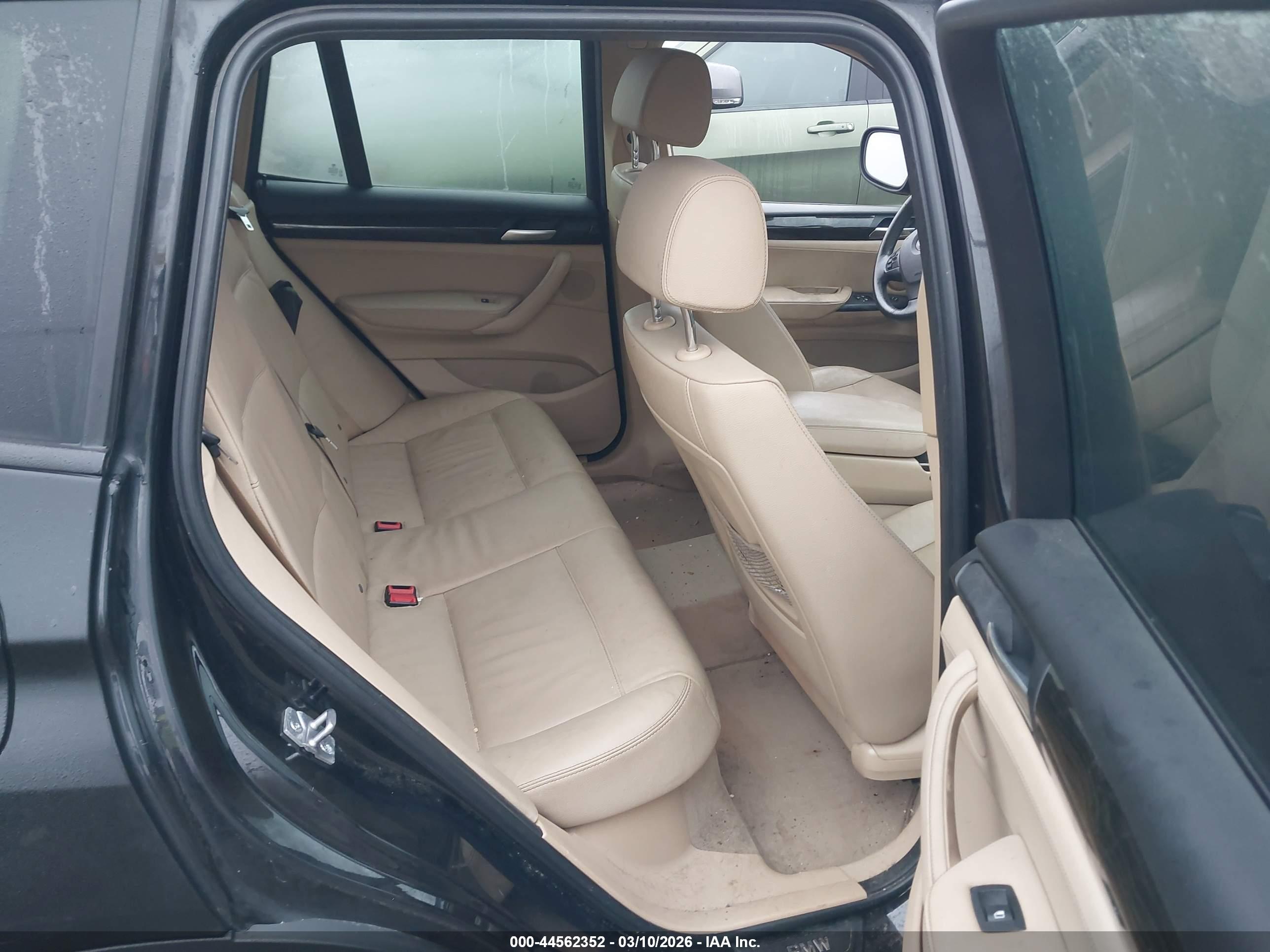 BMW X3 image 8