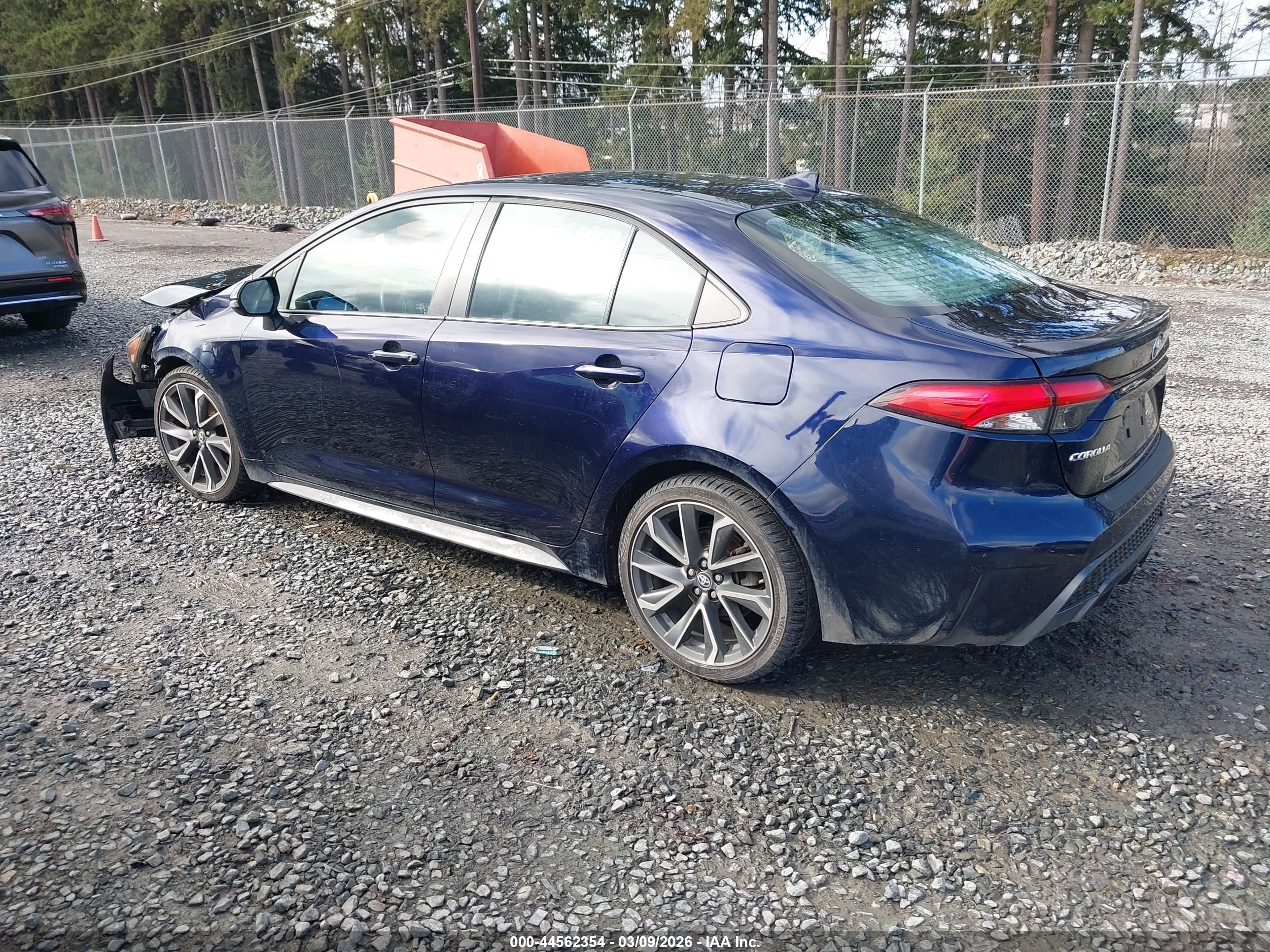 TOYOTA COROLLA image 3