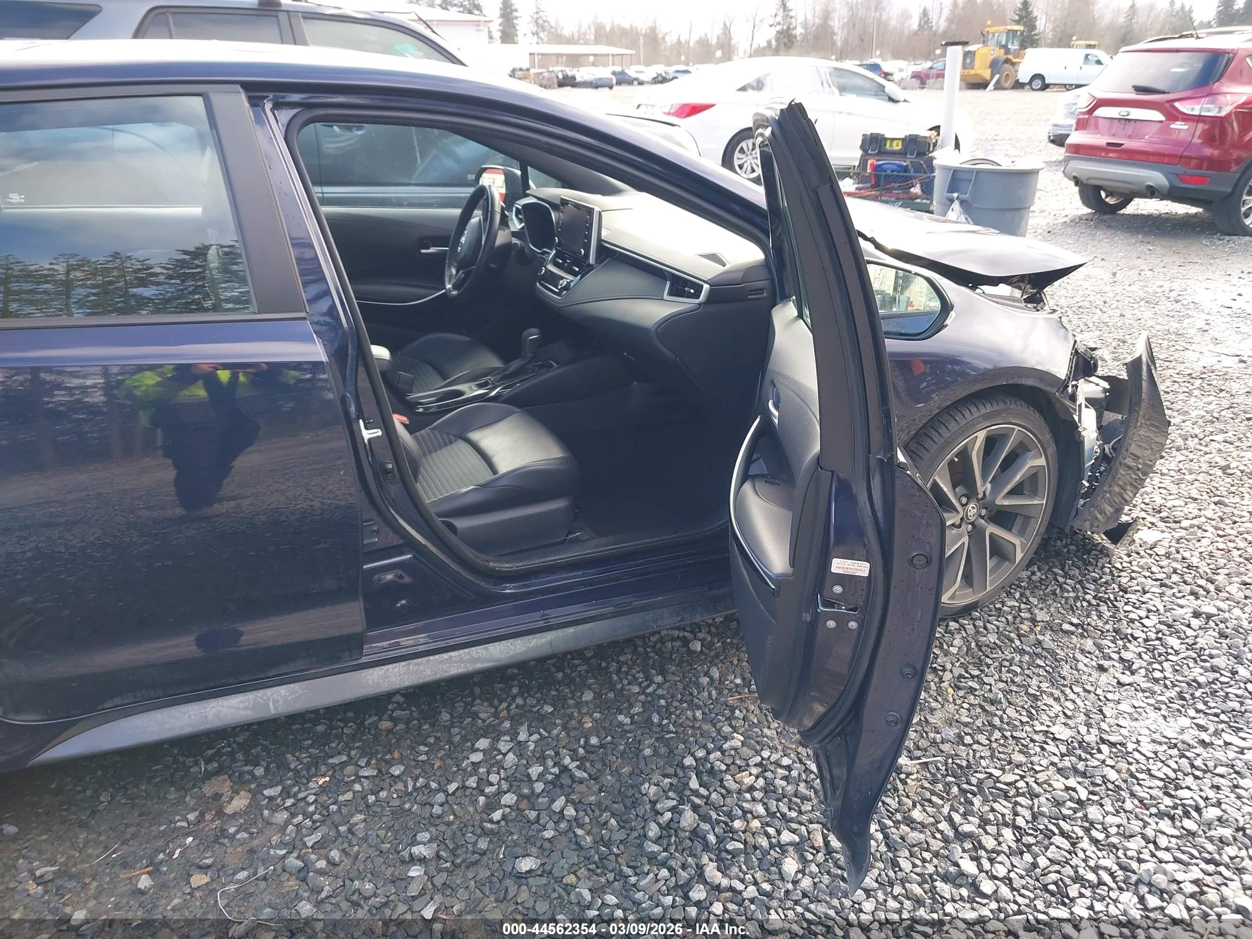 TOYOTA COROLLA image 5