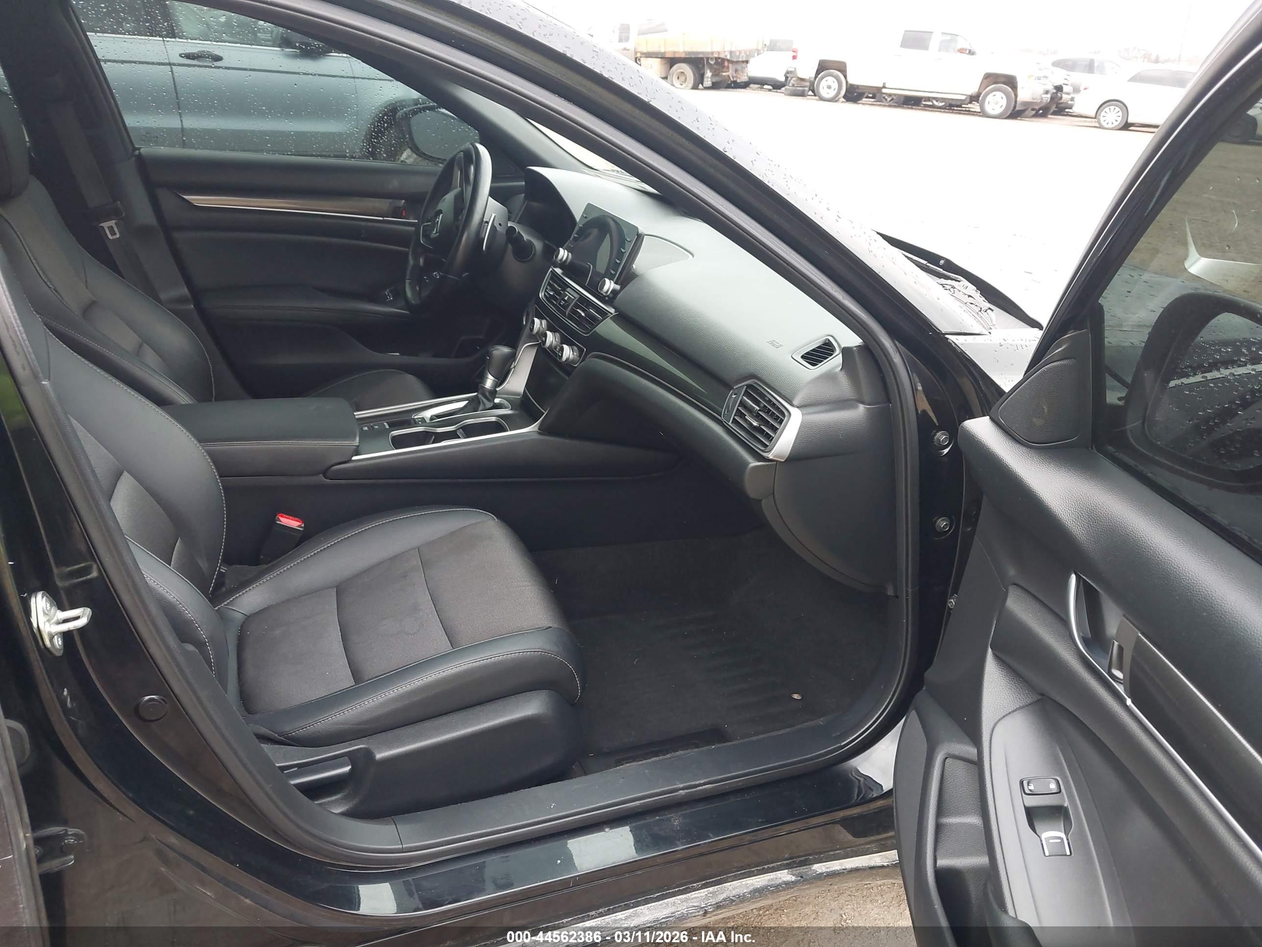 HONDA ACCORD image 5