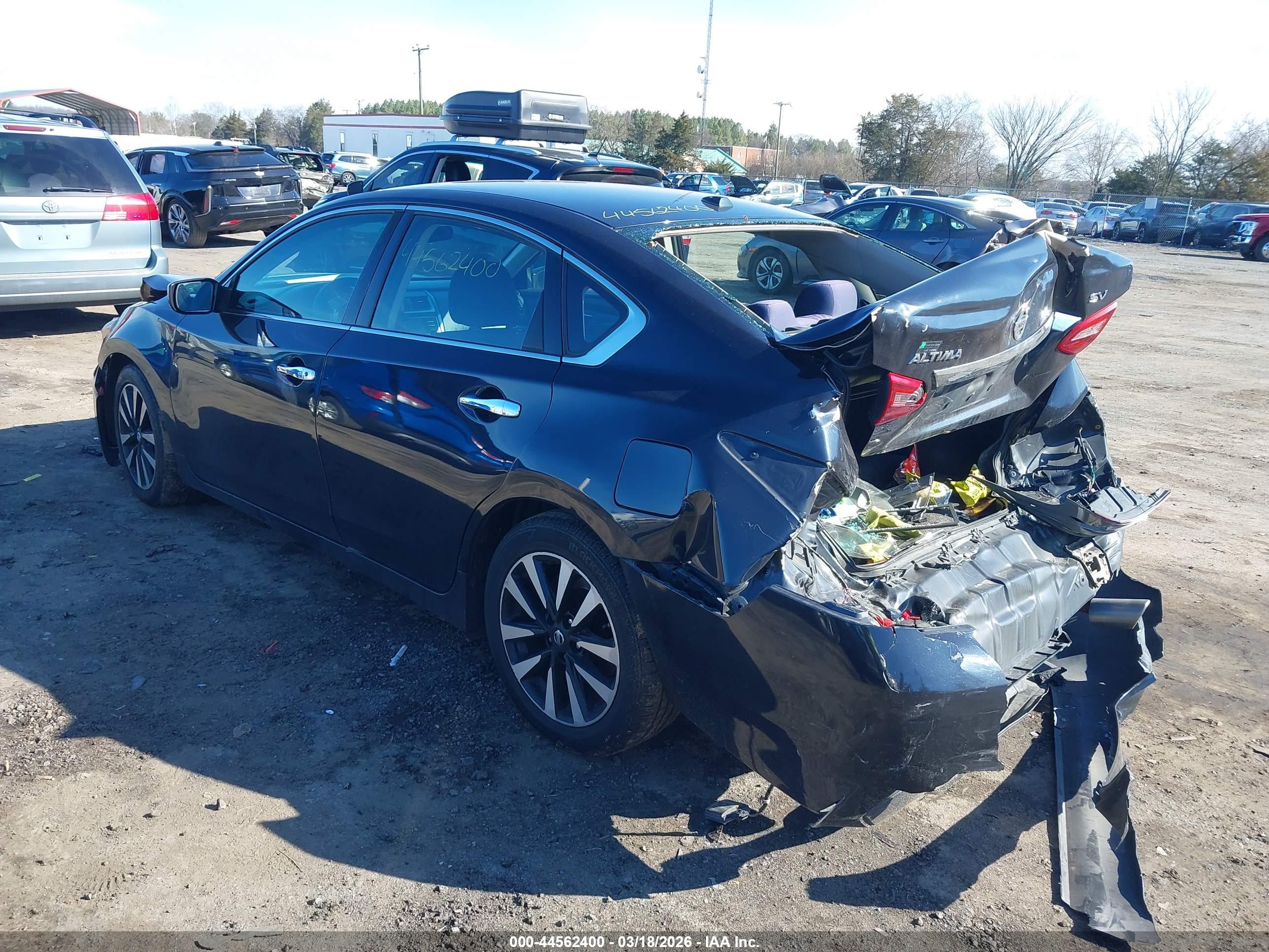 NISSAN ALTIMA image 3