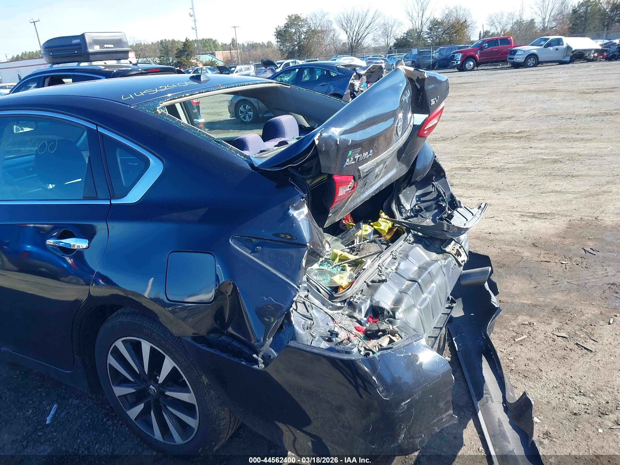 NISSAN ALTIMA image 6