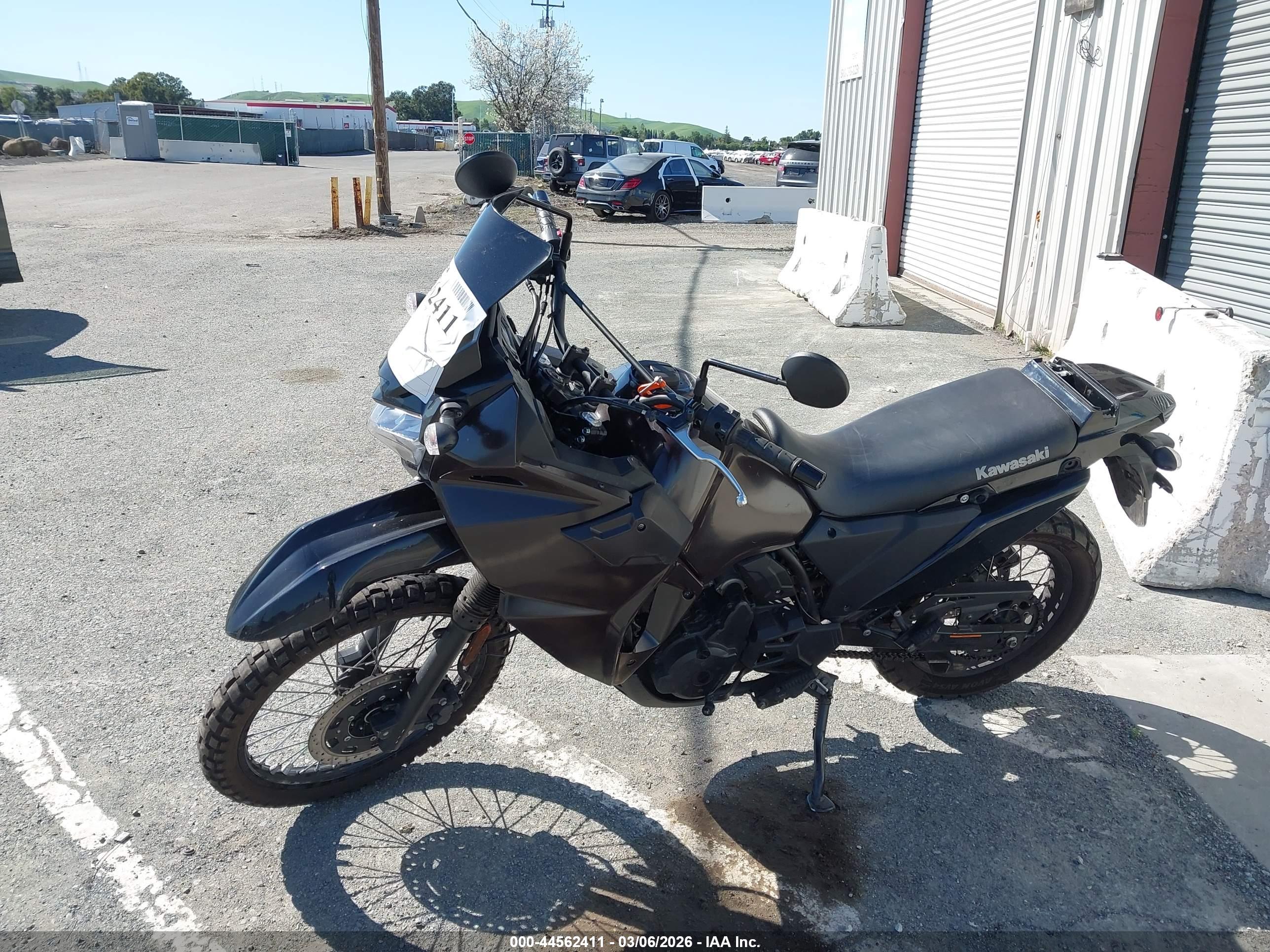 KAWASAKI KL650 image 2