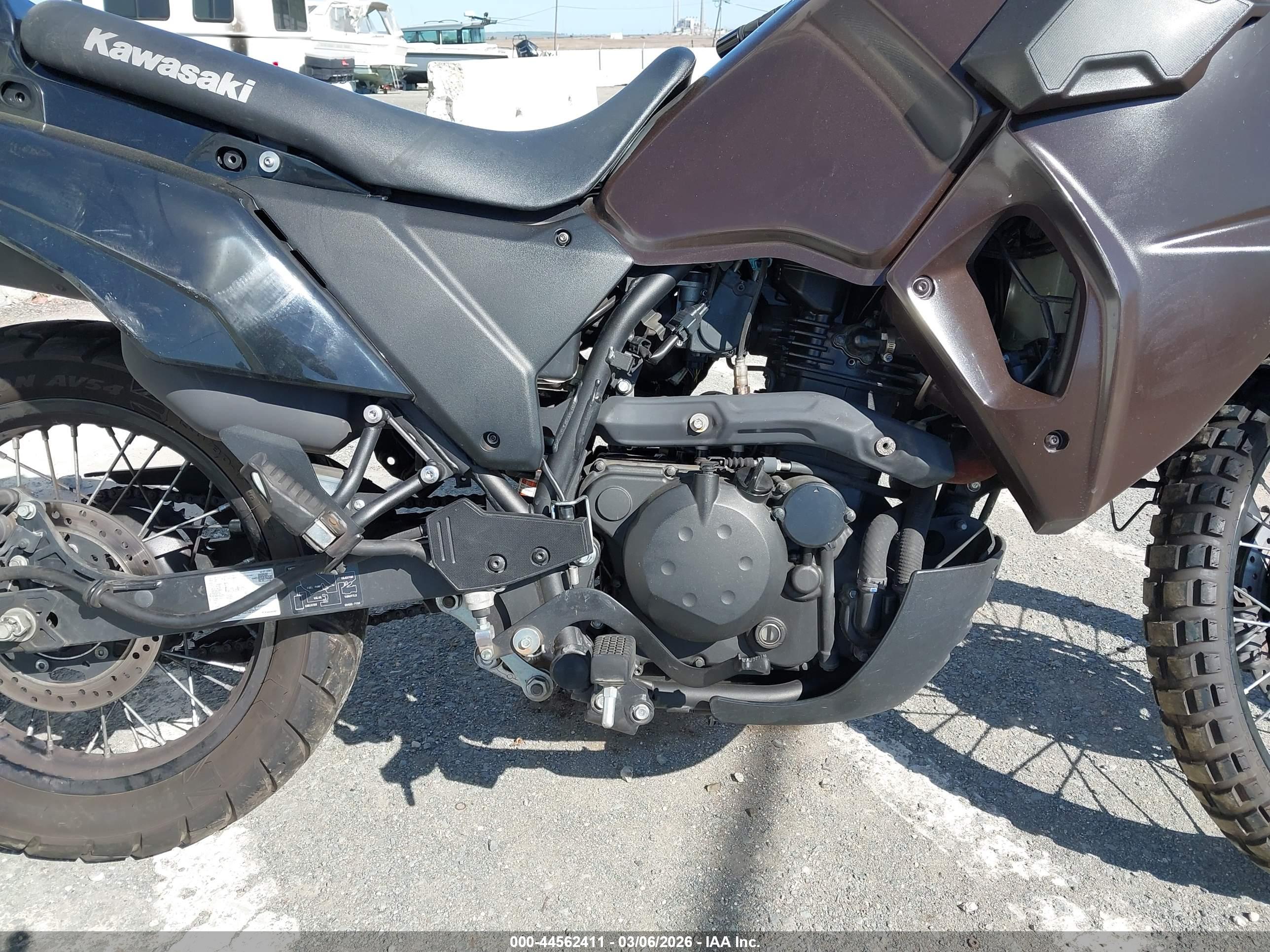 KAWASAKI KL650 image 8