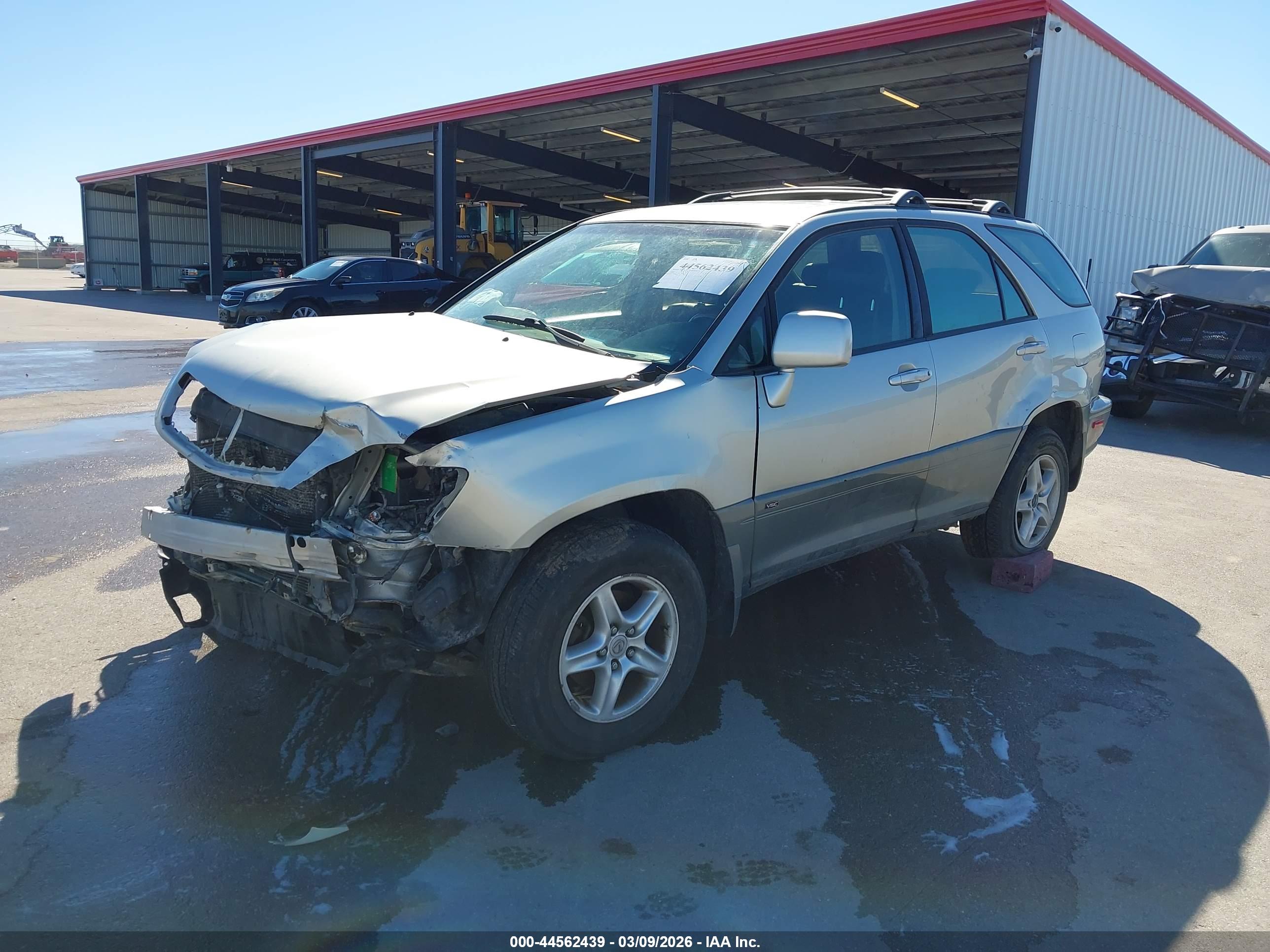 LEXUS RX image 2