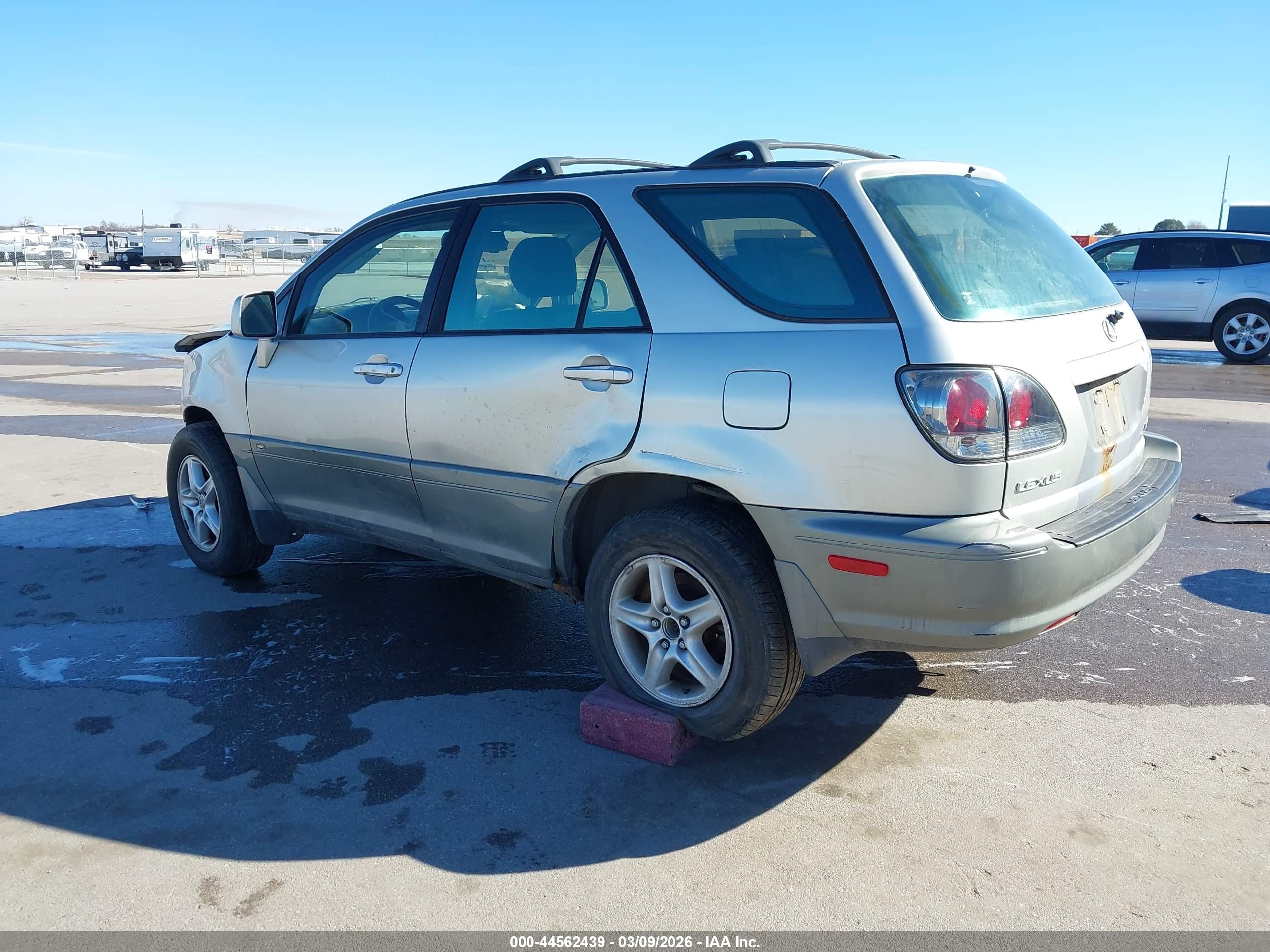 LEXUS RX image 3